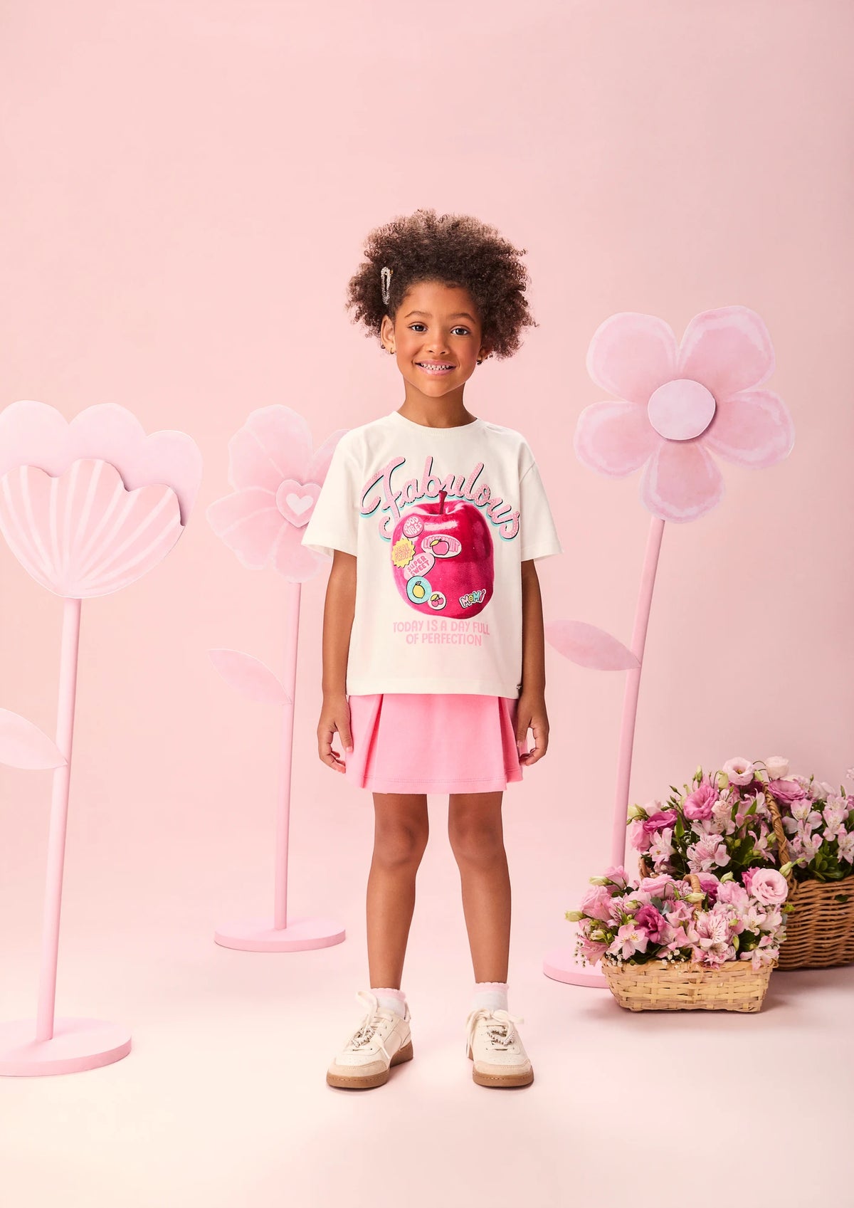 Blusa Infantil Menina Momi Branca Maçã
