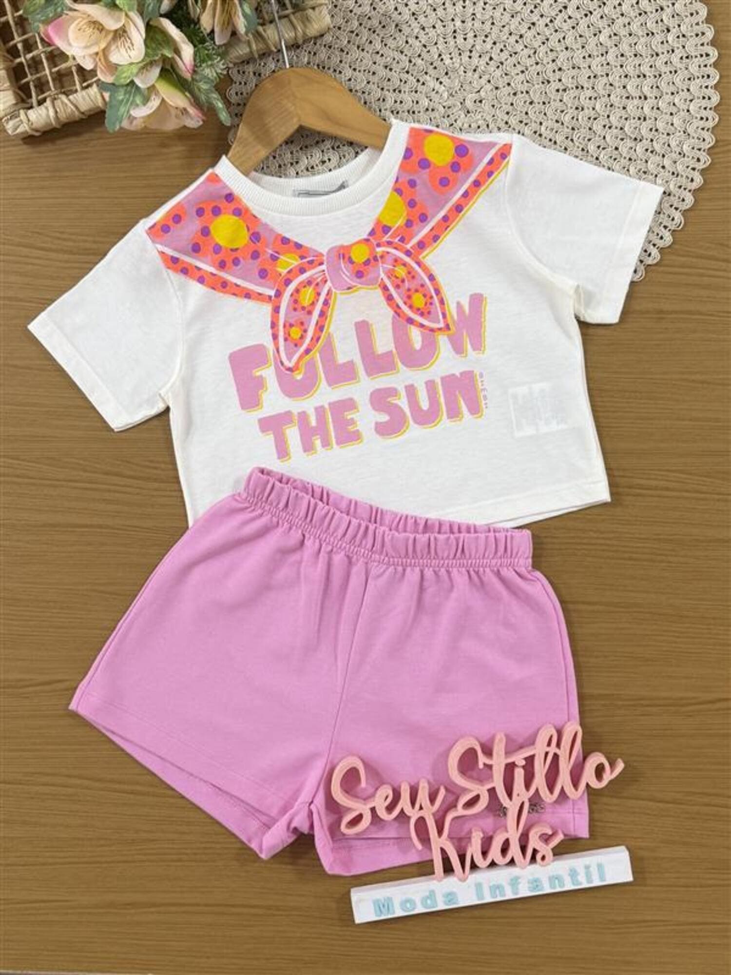 Conjunto Infantil Bimbi Verão com Shorts Rosa e Blusa Branca Follow The Sun