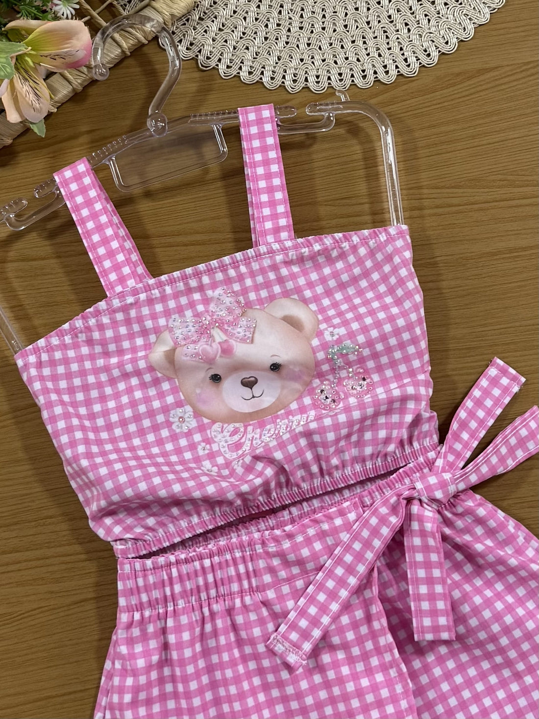 Conjunto Infantil Cinti Verão com Shorts Saia e Cropped Xadrez Rosa Ursinha