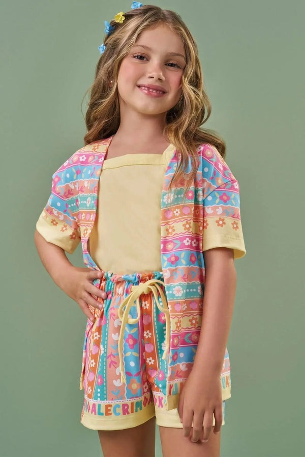 Conjunto Infantil Kukiê Verão com Shorts, Regata e Kimono Amarelo Floral