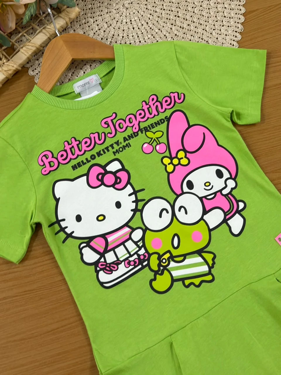 Vestido Infantil Momi Verde Hello Hello Kitty Friends
