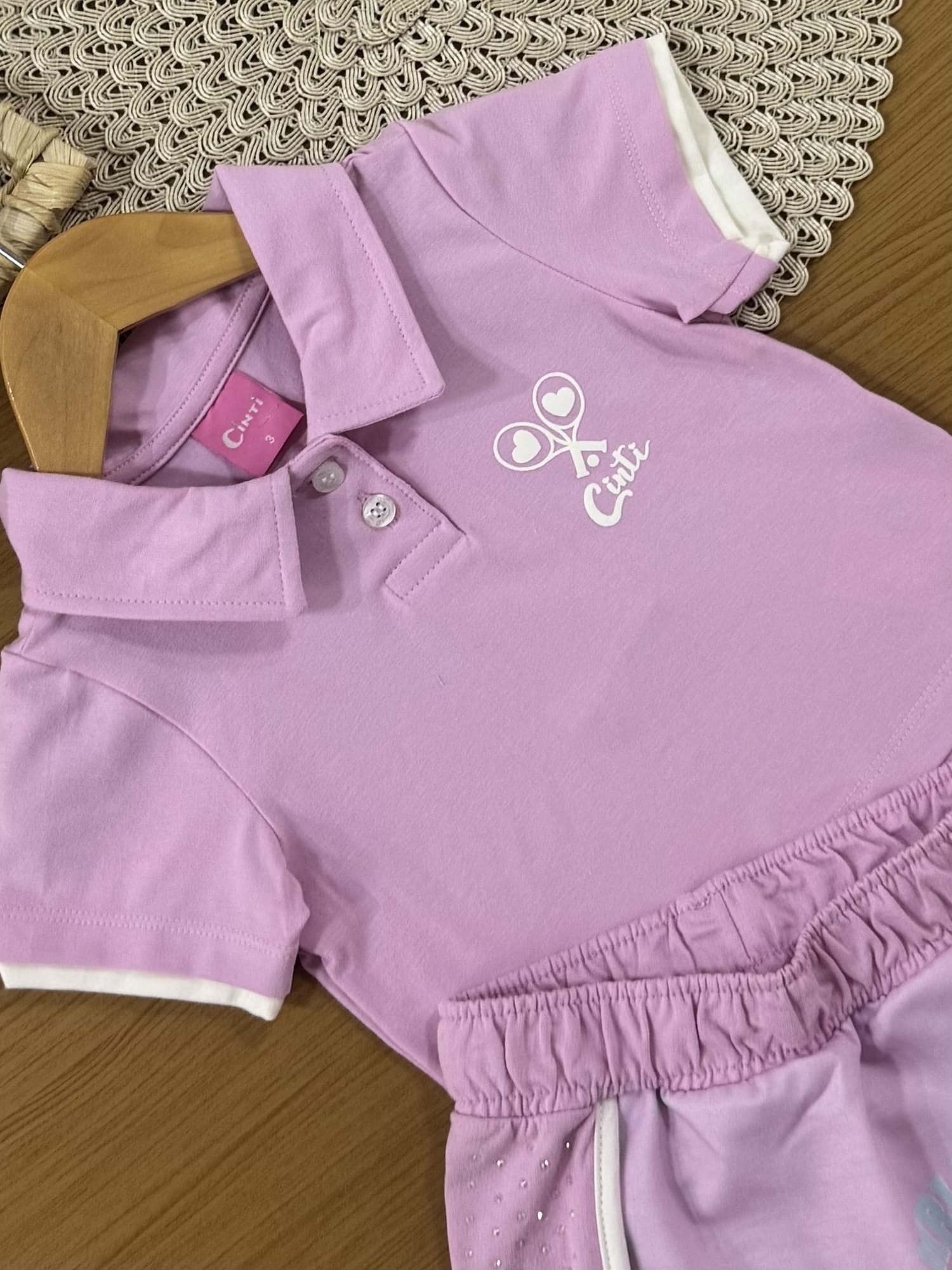 Conjunto Infantil Cinti Verão com Shorts Saia e Blusa Lilás Tênista