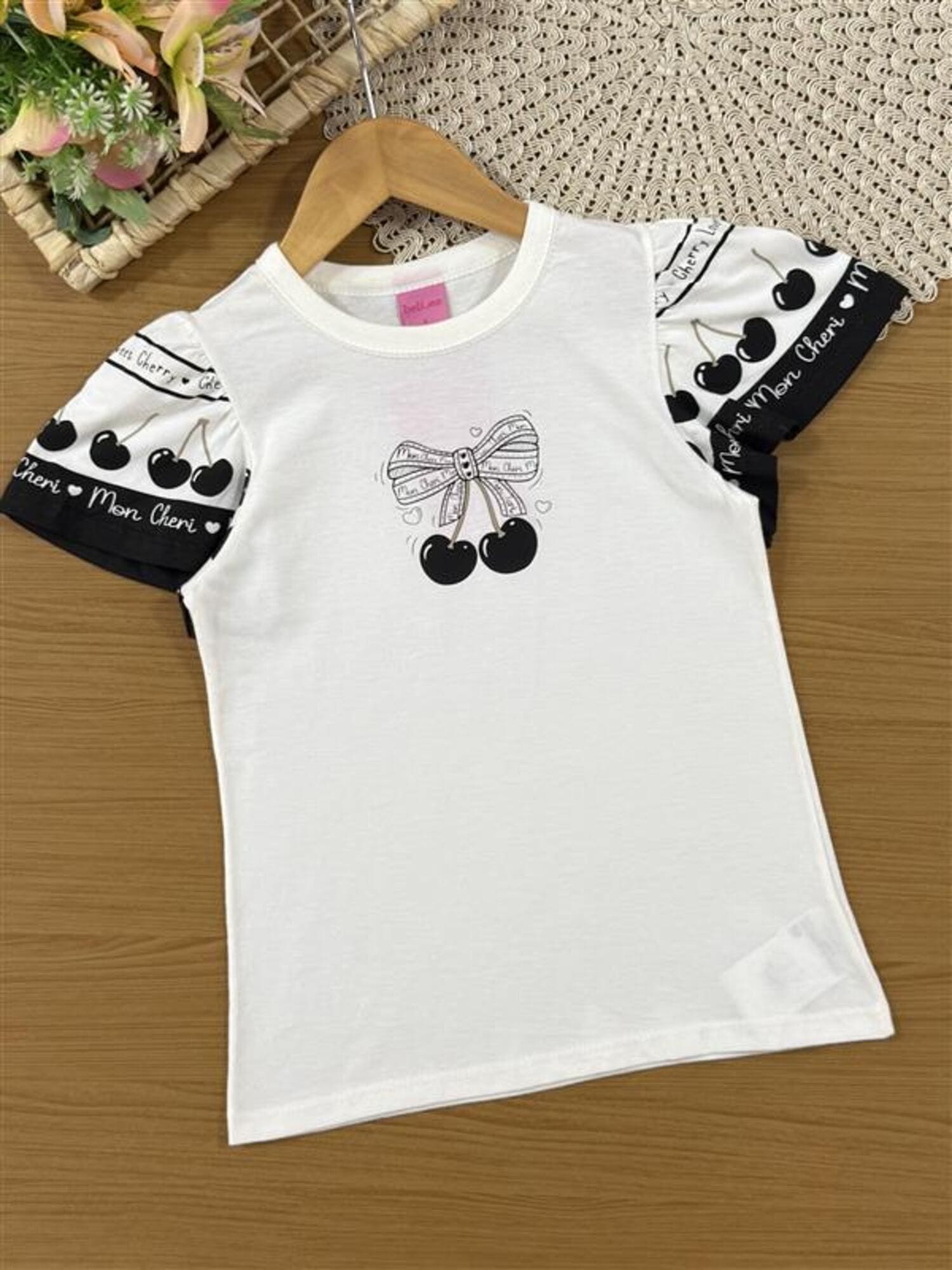 Conjunto Infantil Belime Verão com Calça Legging e Blusa Branca Cereja