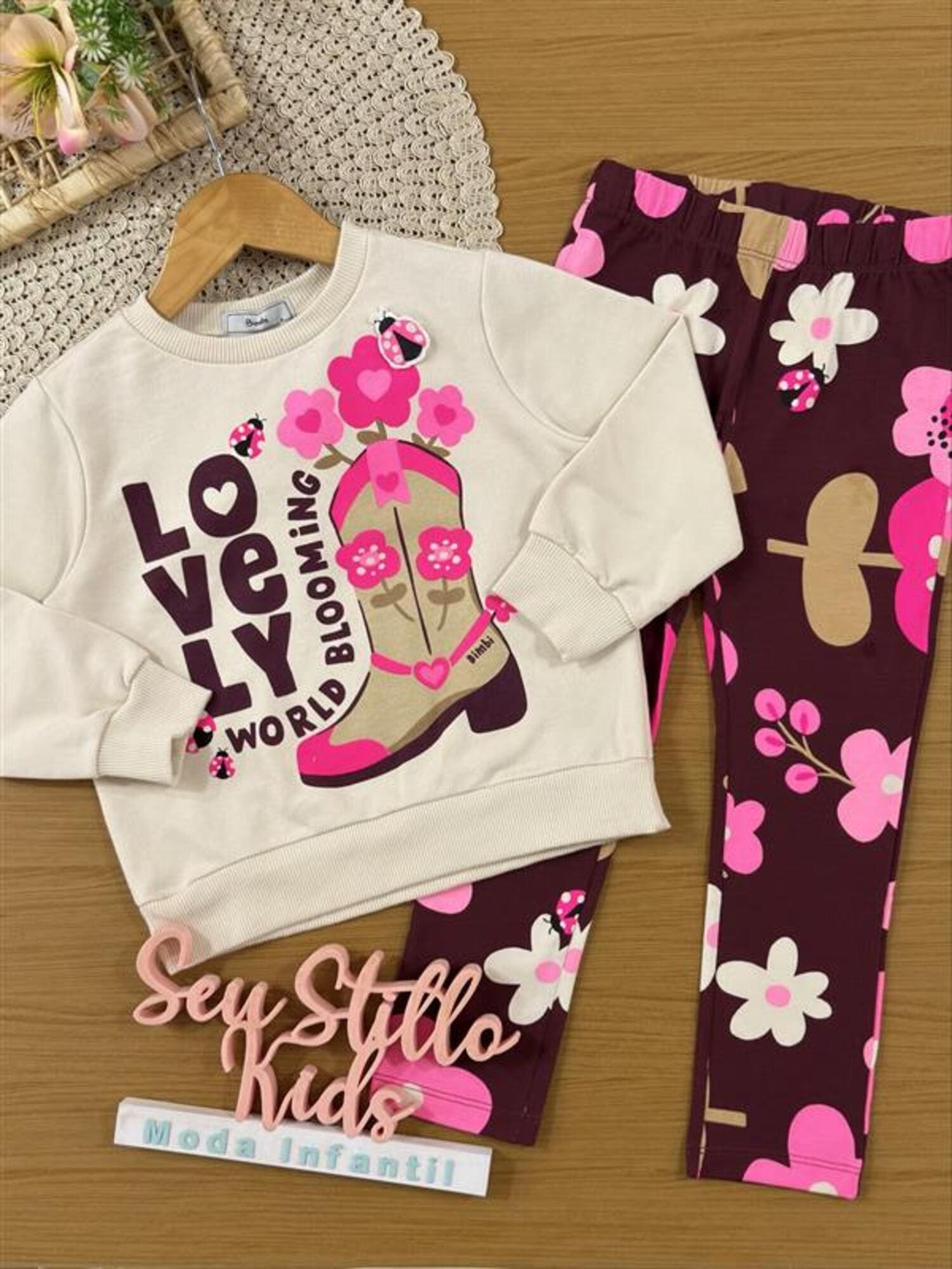 Conjunto Infantil Bimbi Inverno com Calça Legging e Moletom sem Flanela Bege Lovely
