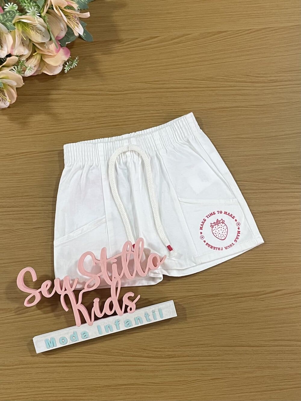 Shorts Infantil Cinti Verão Branco Moranguinho