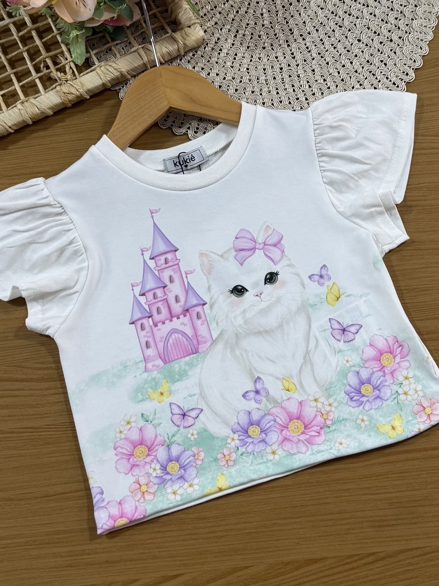 Conjunto Infantil Kukiê com Shorts Lilás e Blusa Manga Curta Gatinha
