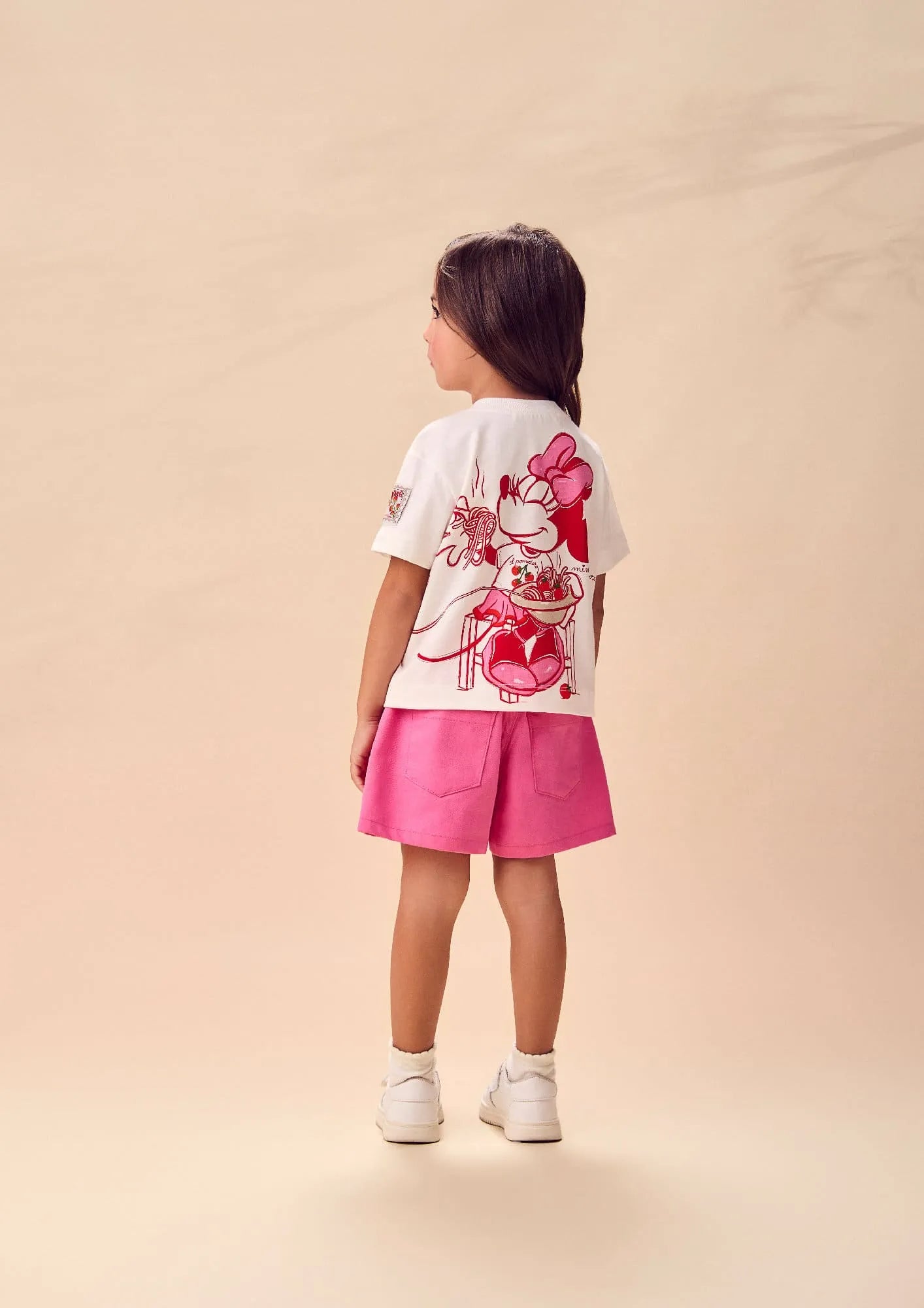 Blusa Infantil Menina Animê Branca Mickey e Minnie Tomates Disney