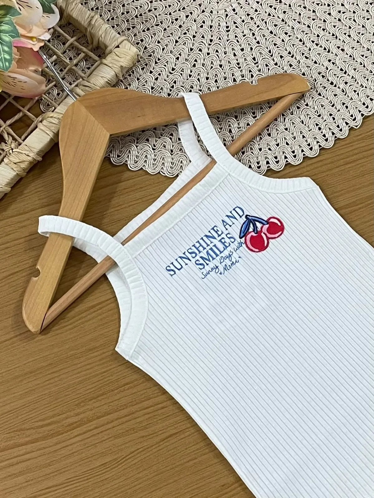 Conjunto Infantil Menina Momi Saia Listrada Azul e Blusa Cerejinha
