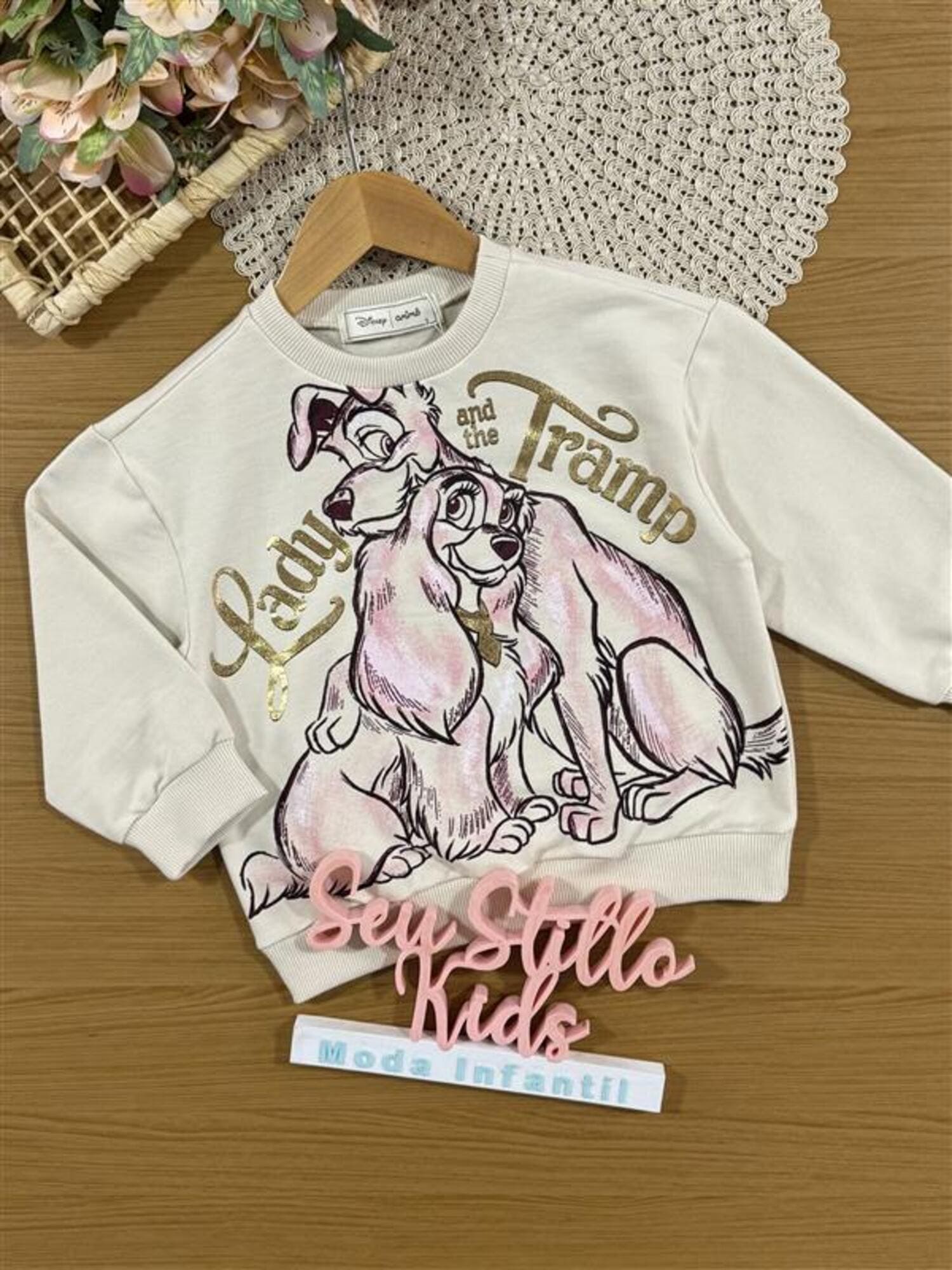 Casaco Infantil Animê Inverno Bege Dama e o Vagabundo Disney