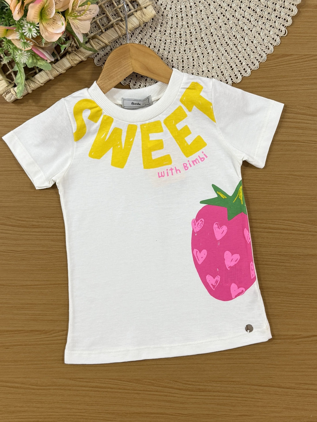 Conjunto Infantil Bimbi Verão com Shorts Ciclista Listrado e Blusa Branca Sweet