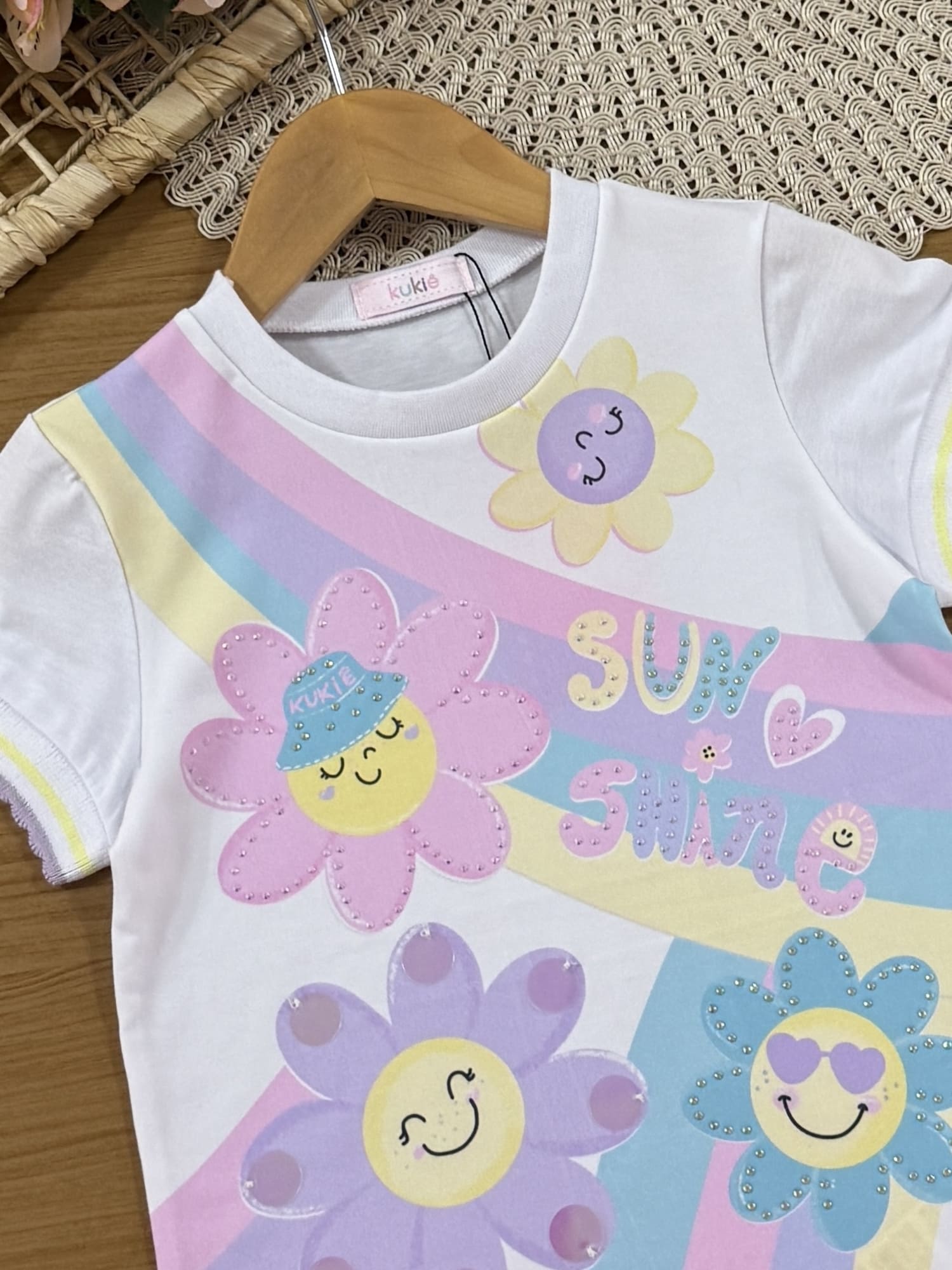 Blusa Infantil Kukiê Verão Branca Arco-íris Floral