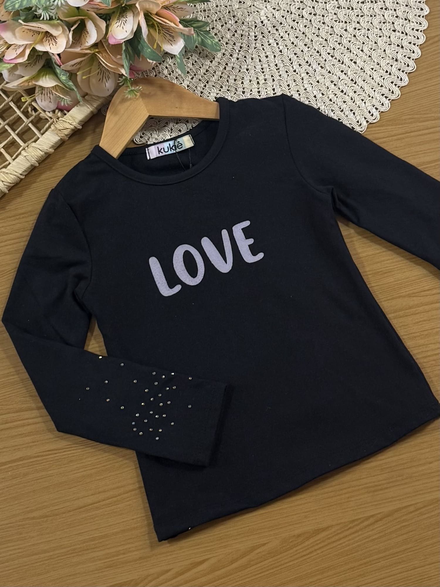 Conjunto Infantil Kukiê Inverno com Shorts Saia Rosa e Blusa Manga Longa Preta Love