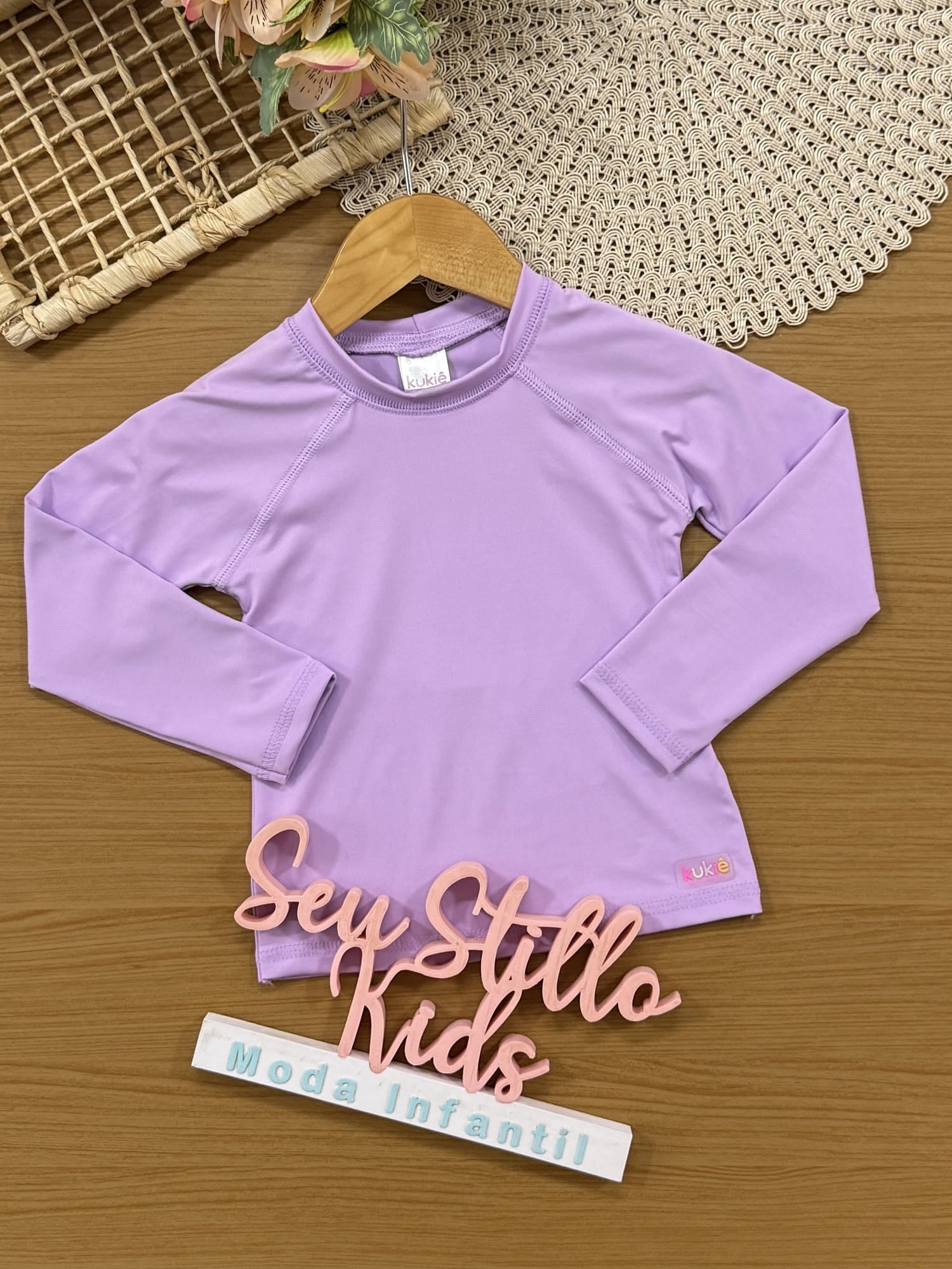 Blusa Infantil com Proteção Solar Kukiê Verão Lilás