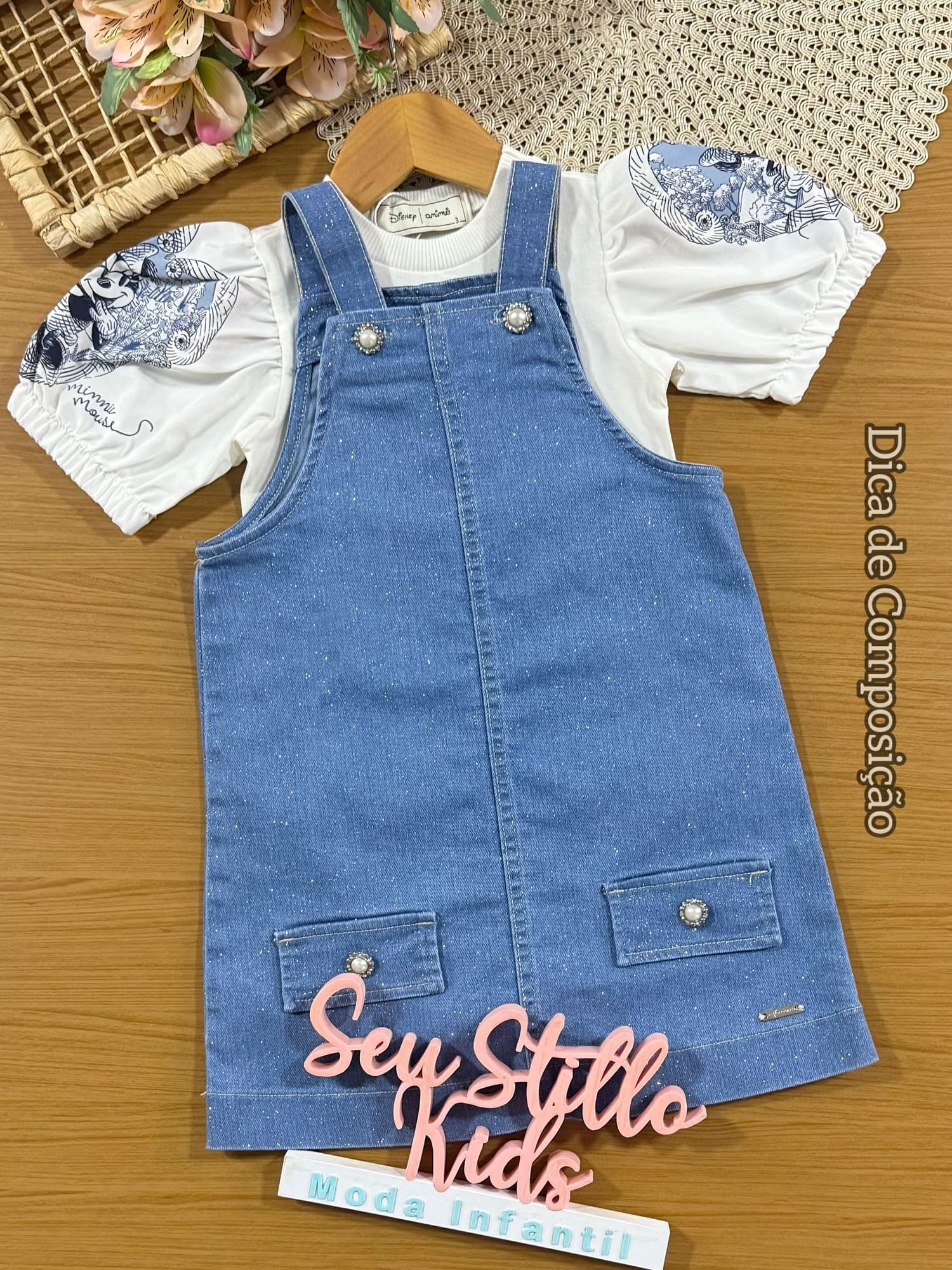 Salopete Infantil Animê Jeans com Brilho