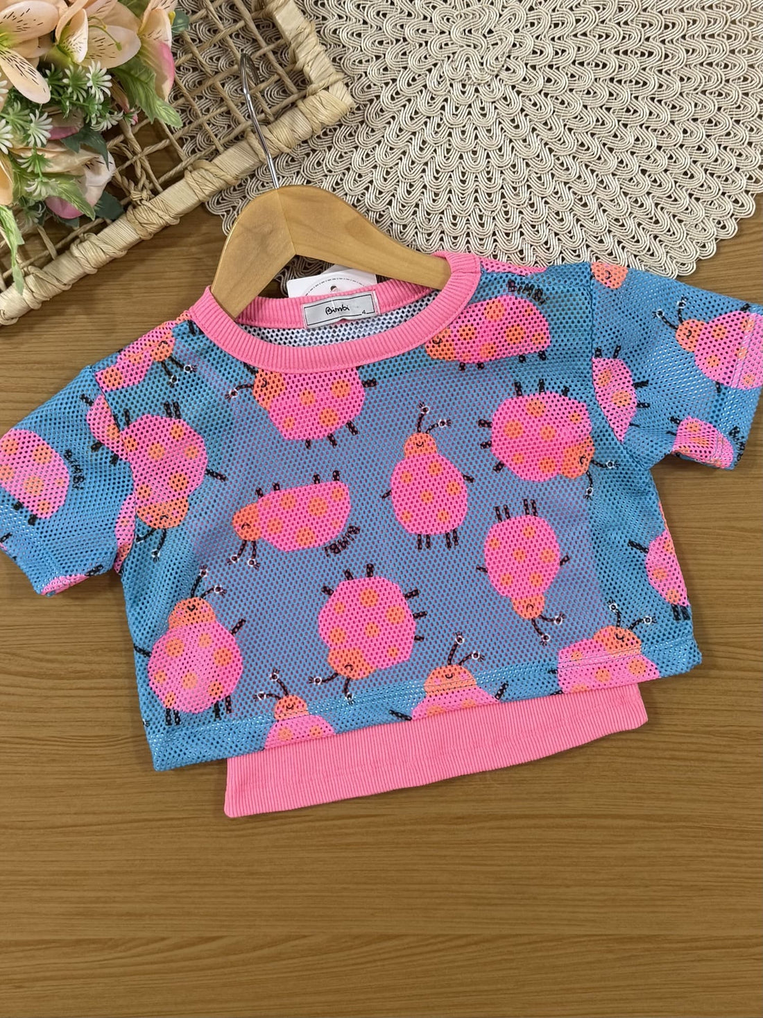 Conjunto Infantil Bimbi Verão, Shorts e Regata Rosa com Sobreposição em Tela Joaninha