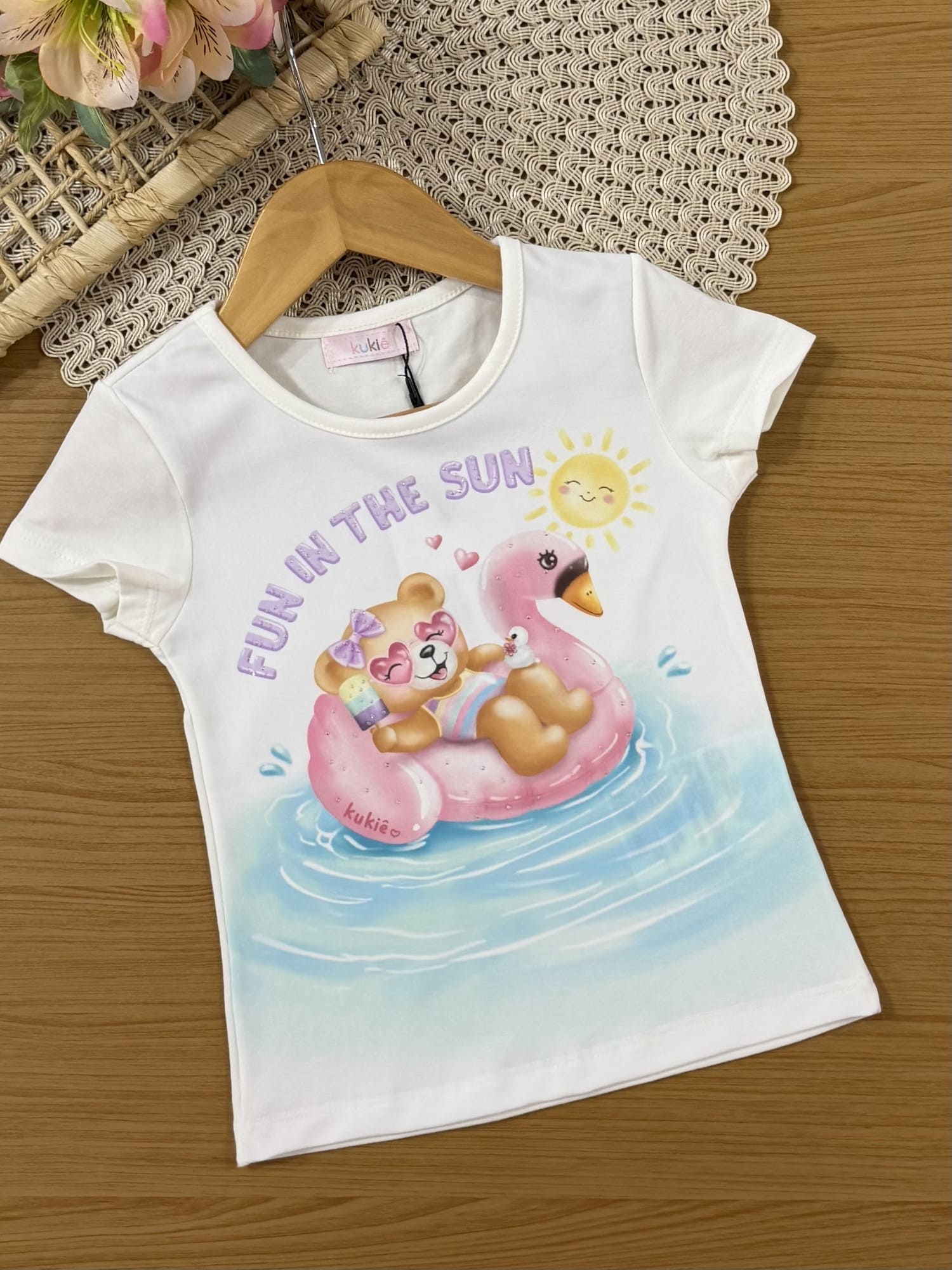 Conjunto Infantil Kukiê com Shorts Lilás e Blusa Ursinha na Praia