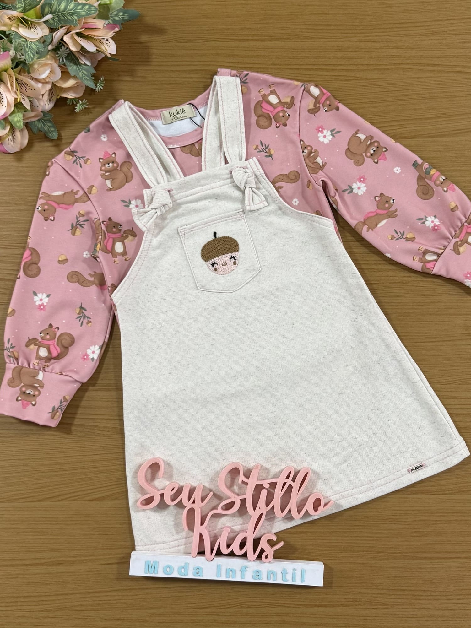 Salopete Infantil Kukiê Inverno com Blusa Térmica Rosa Esquilinho
