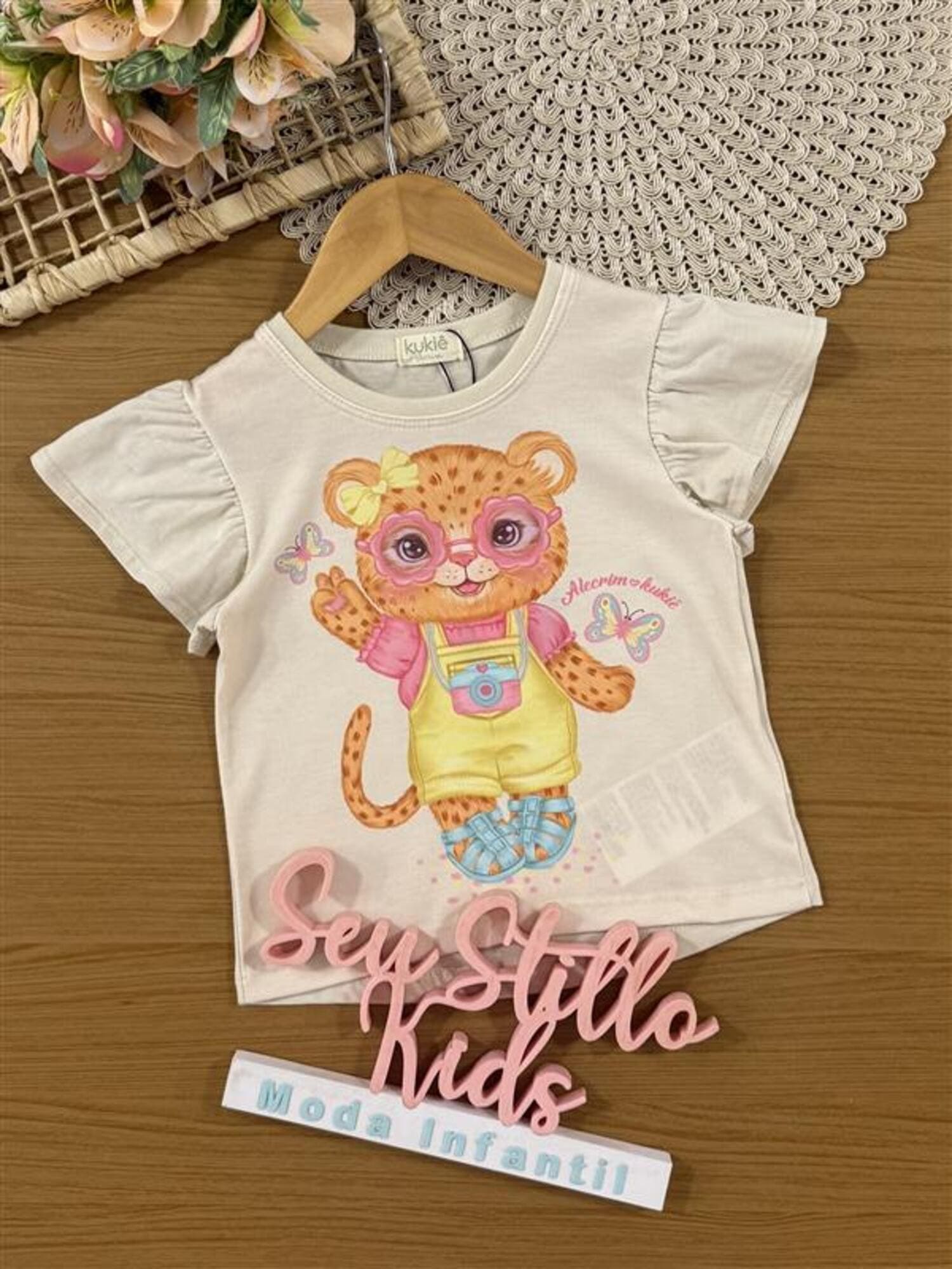 Blusa Infantil Kukiê Verão Bege Oncinha