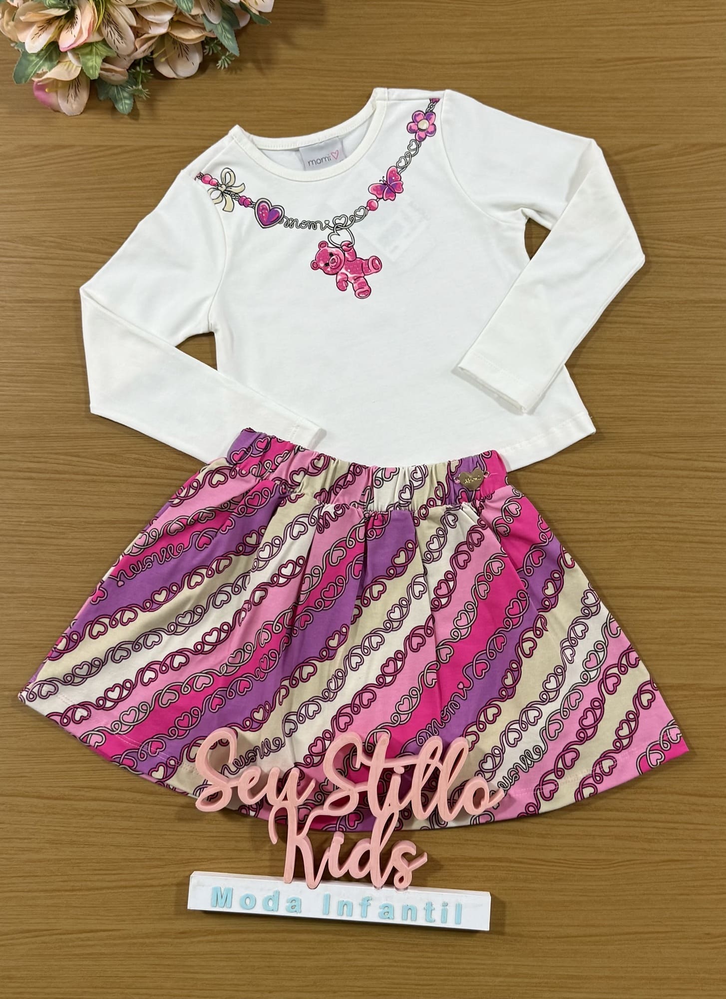 Conjunto Infantil Momi Inverno com Saia Colorida Corações e Blusa Manga Longa
