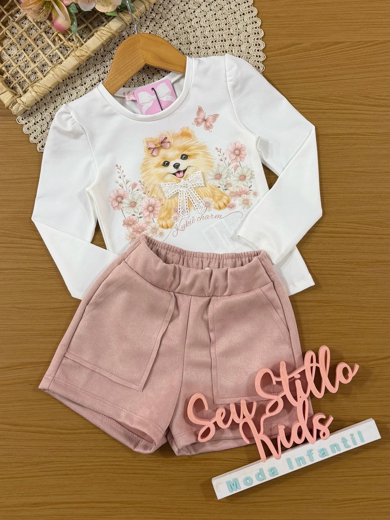 Conjunto Infantil Kukiê Inverno com Shorts Rosa e Blusa Manga Longa Cachorrinha Lacinho