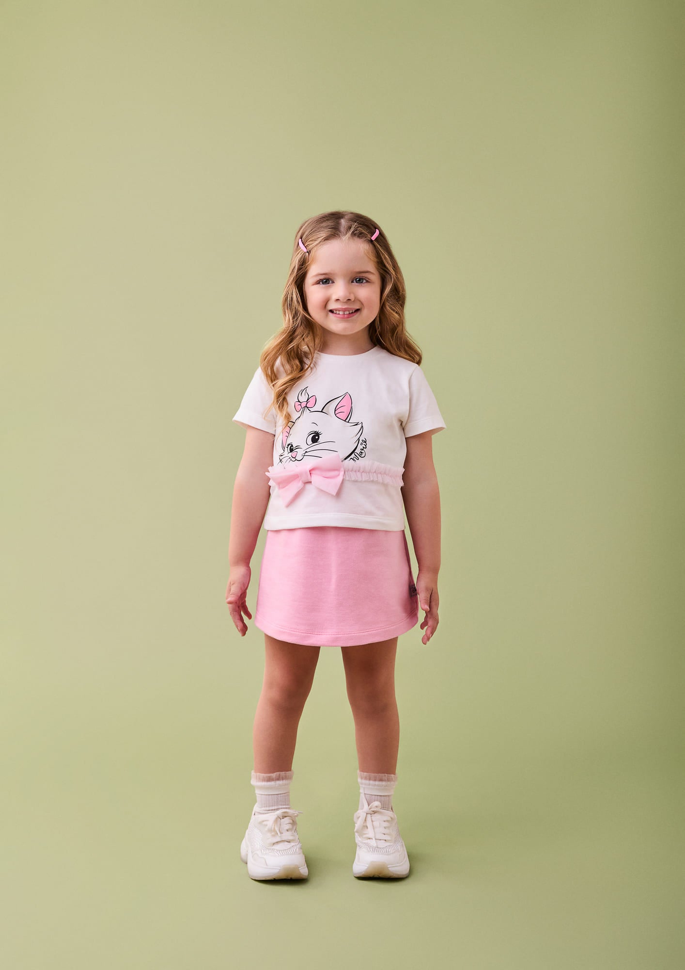 Conjunto Infantil Momi com Shorts Saia Rosa e Blusa Branca Marie Disney
