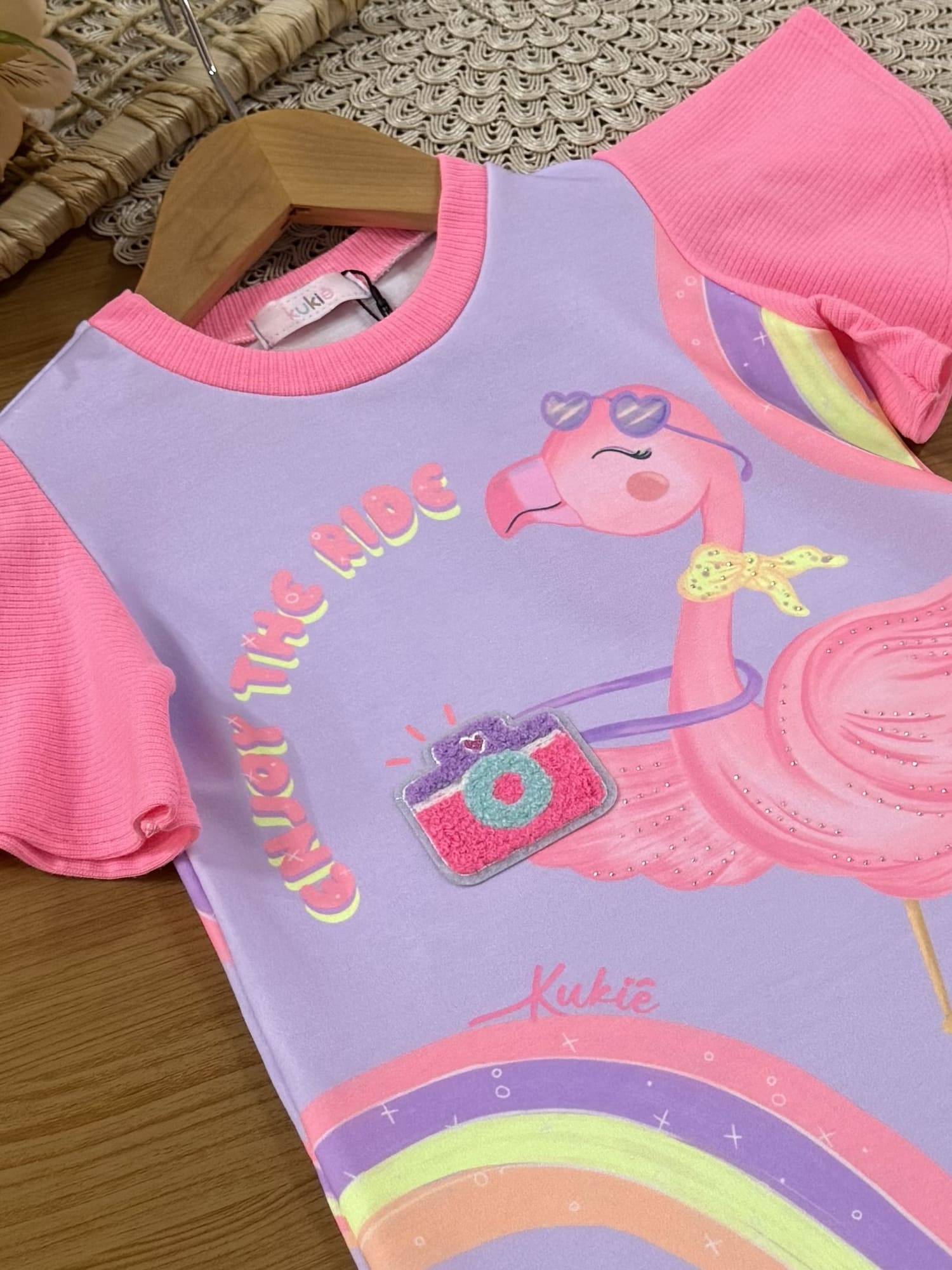 Vestido Infantil Kukiê Verão Lilás Flamingo Arco-íris