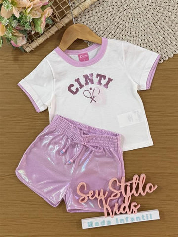 Conjunto Infantil Cinti Verão com Shorts Holográfico Rosa e Blusa Branca Sport