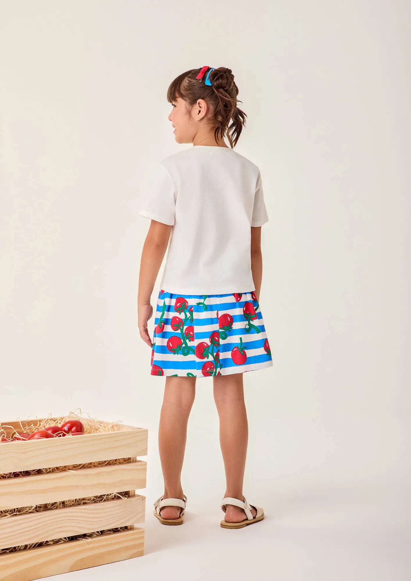 Conjunto Infantil Menina Bimbi com Saia Listrada Azul e Blusa Branca Tomatinhos