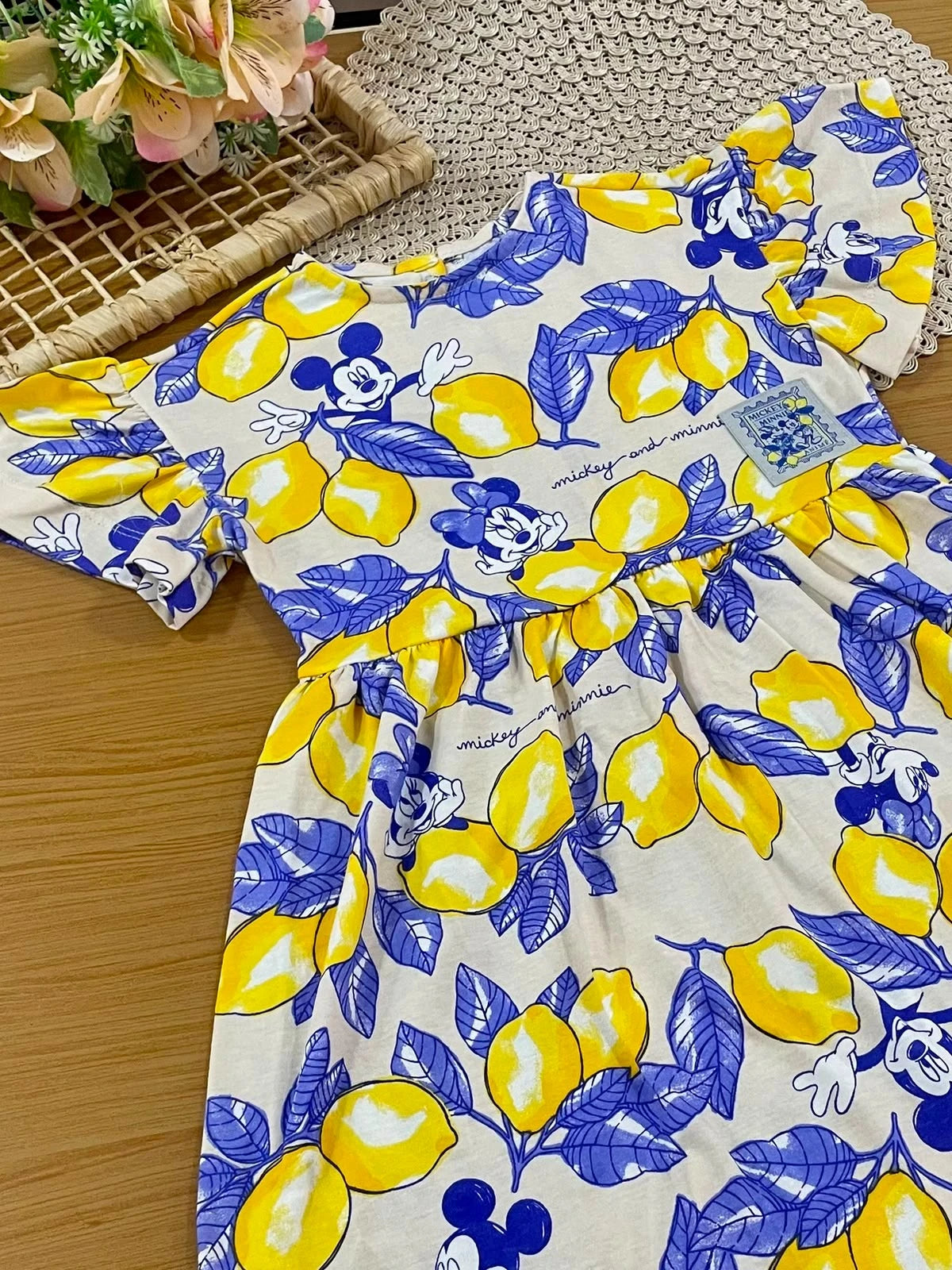 Vestido Infantil Animê Bege Minnie e Mickey Limoes Disney