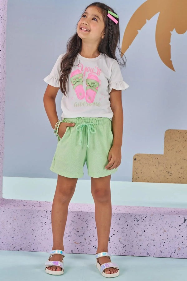 Conjunto Infantil Kukiê Verão com Shorts Verde e Blusa Branca Sandalinha com Laço