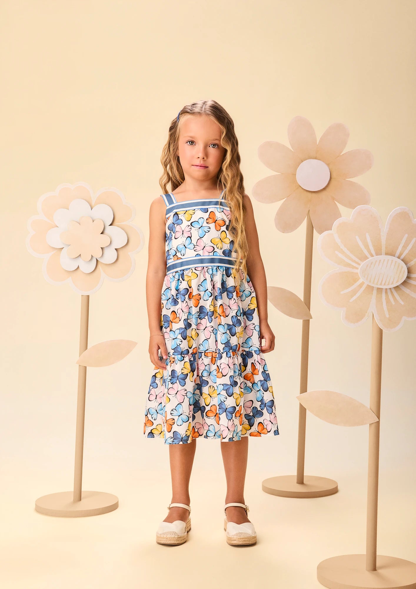 Vestido Infantil Momi Branco Borboletas