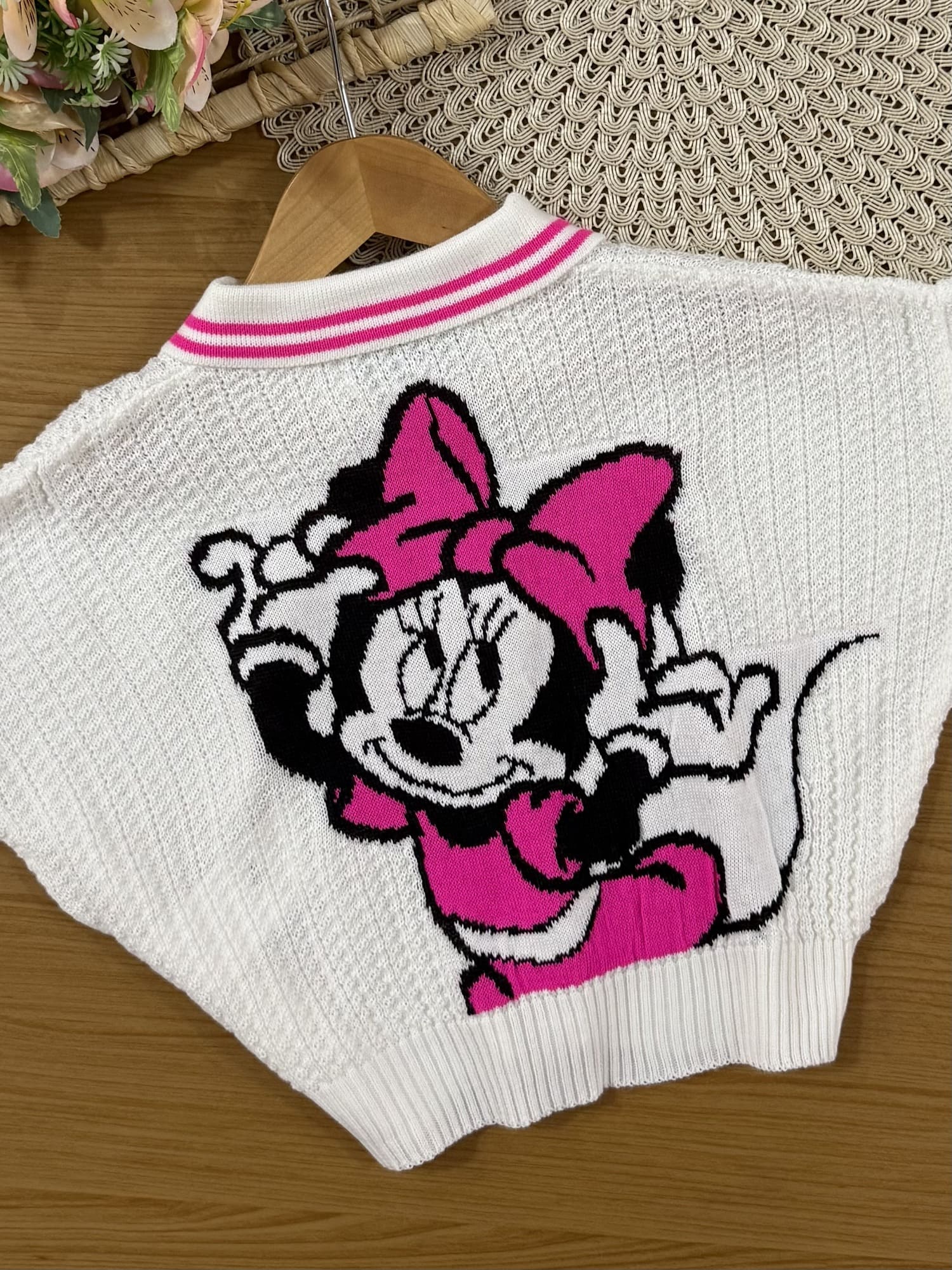 Casaco Infantil Animê Verão em Tricô Branco Minnie Disney