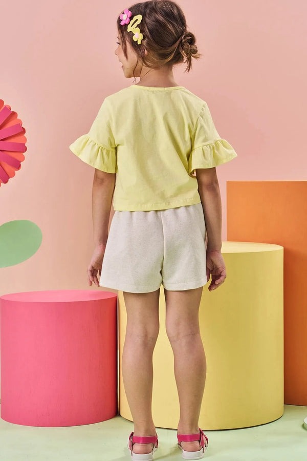 Conjunto Infantil Kukiê Verão com Shorts Off White e Blusa Amarela Menina Floral