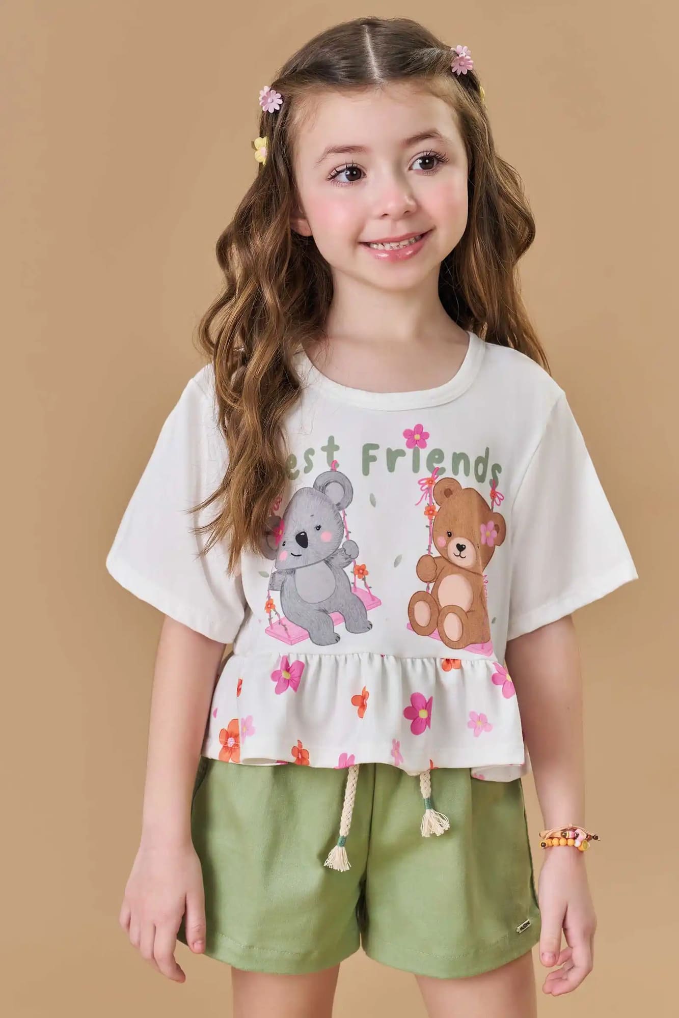 Conjunto Infantil Kukiê com Shorts Verde e Blusa Branca Best Friends