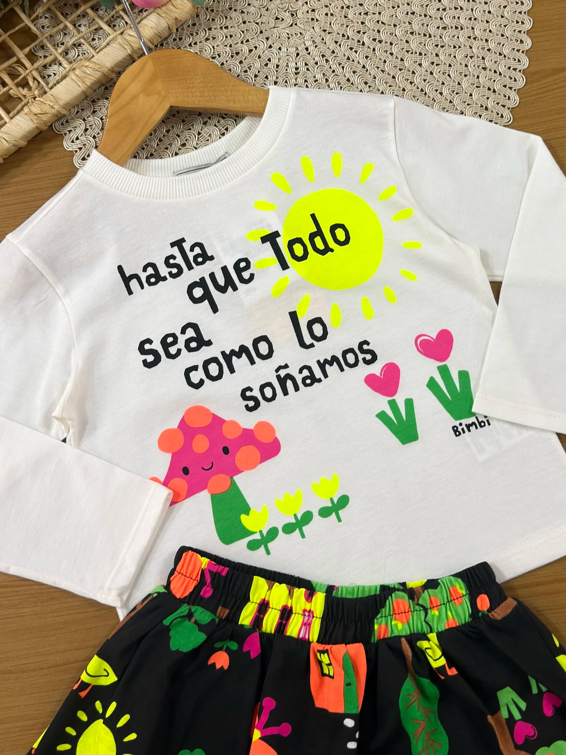 Conjunto Infantil Bimbi Inverno com Saia Preta e Blusa Manga Longa Cogumelo Feliz