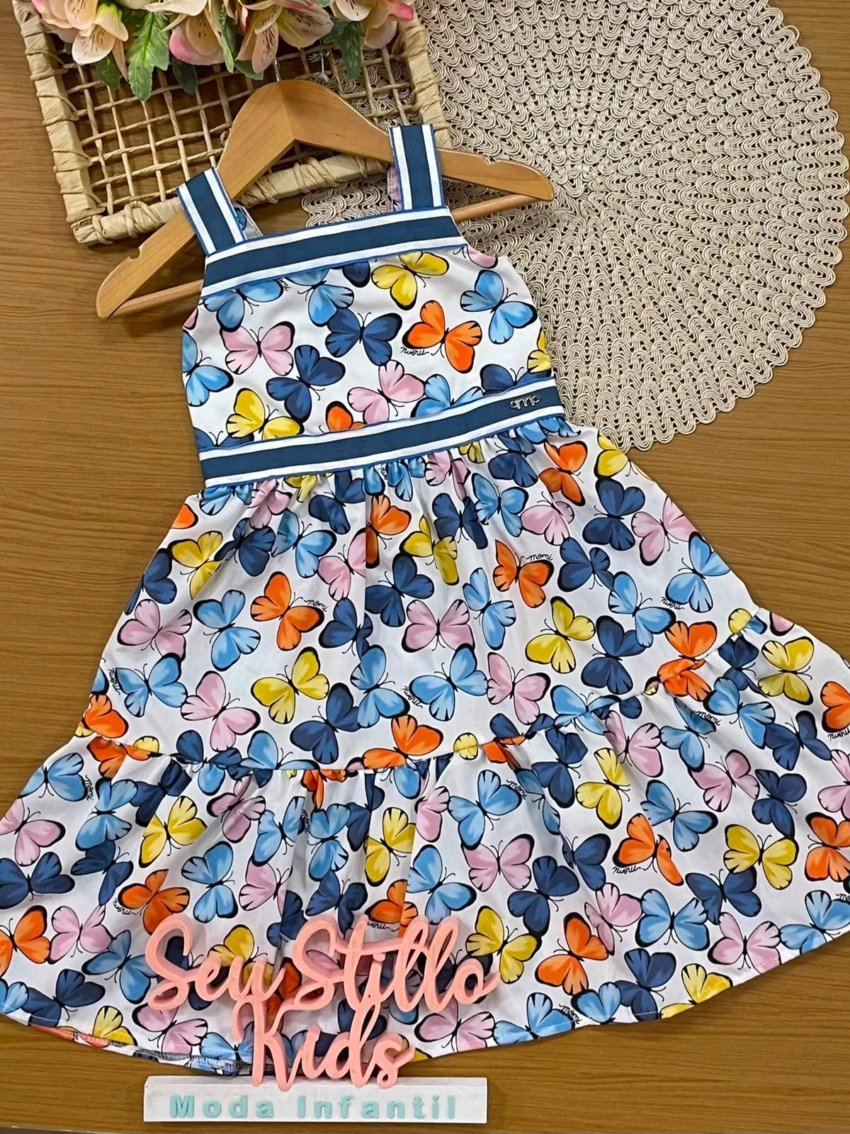 Vestido Infantil Momi Branco Borboletas