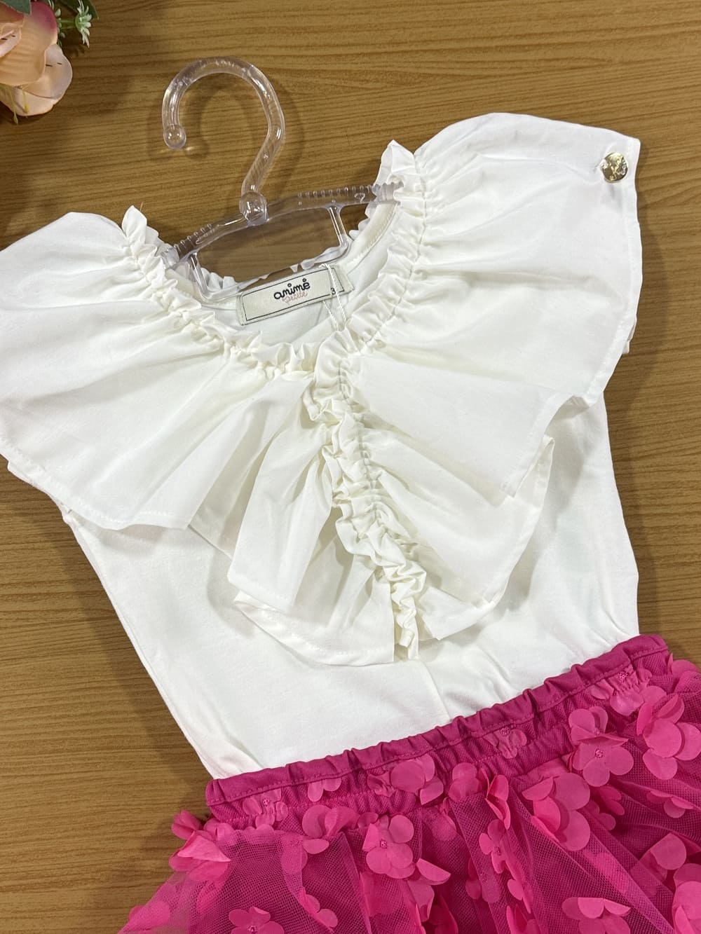 Conjunto Infantil Animê Verão Saia Pink Tule Flor e Blusa Off