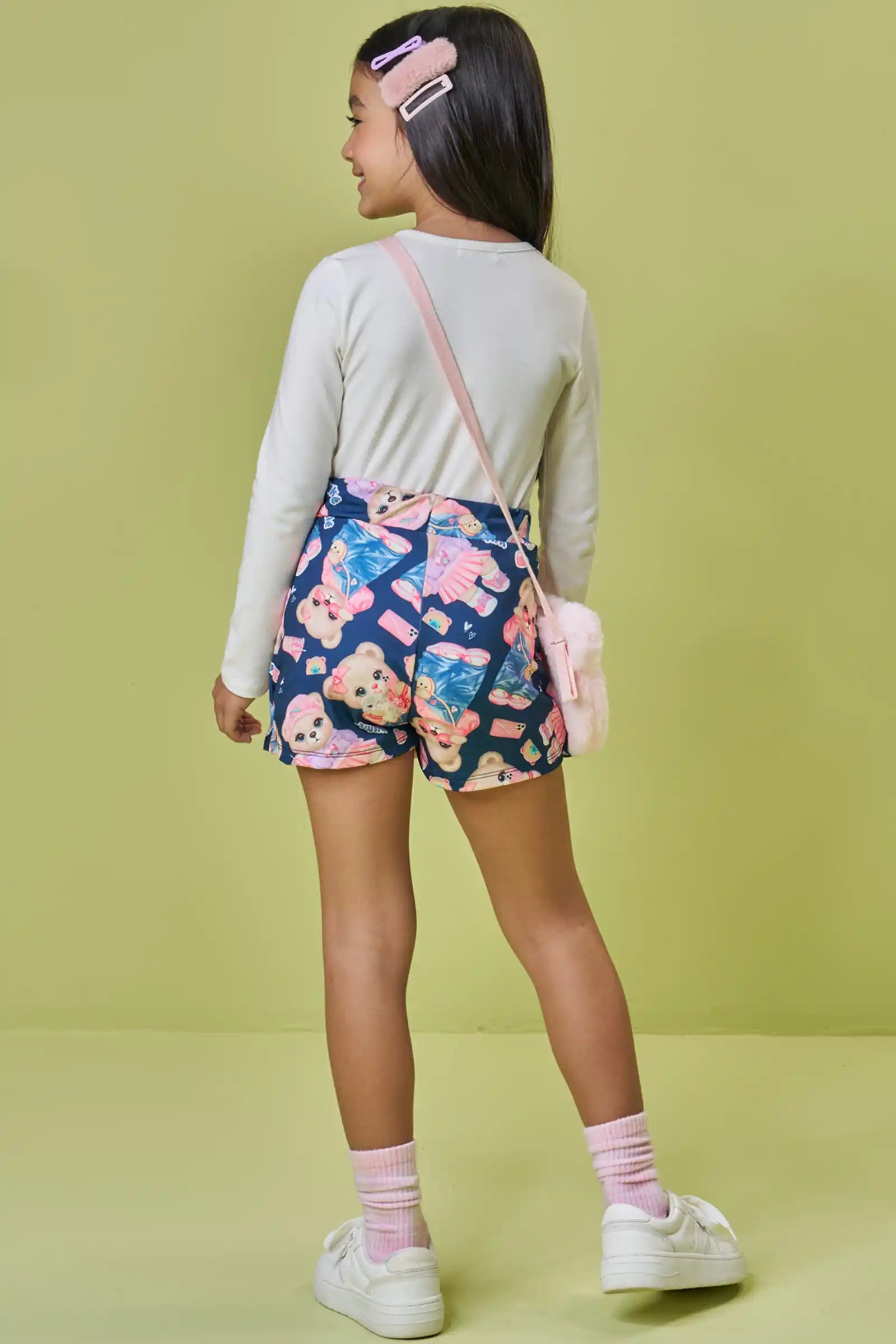 Conjunto Infantil Kukiê Inverno com Shorts Saia Azul Marinho, Blusa Manga Longa e Bolsinha