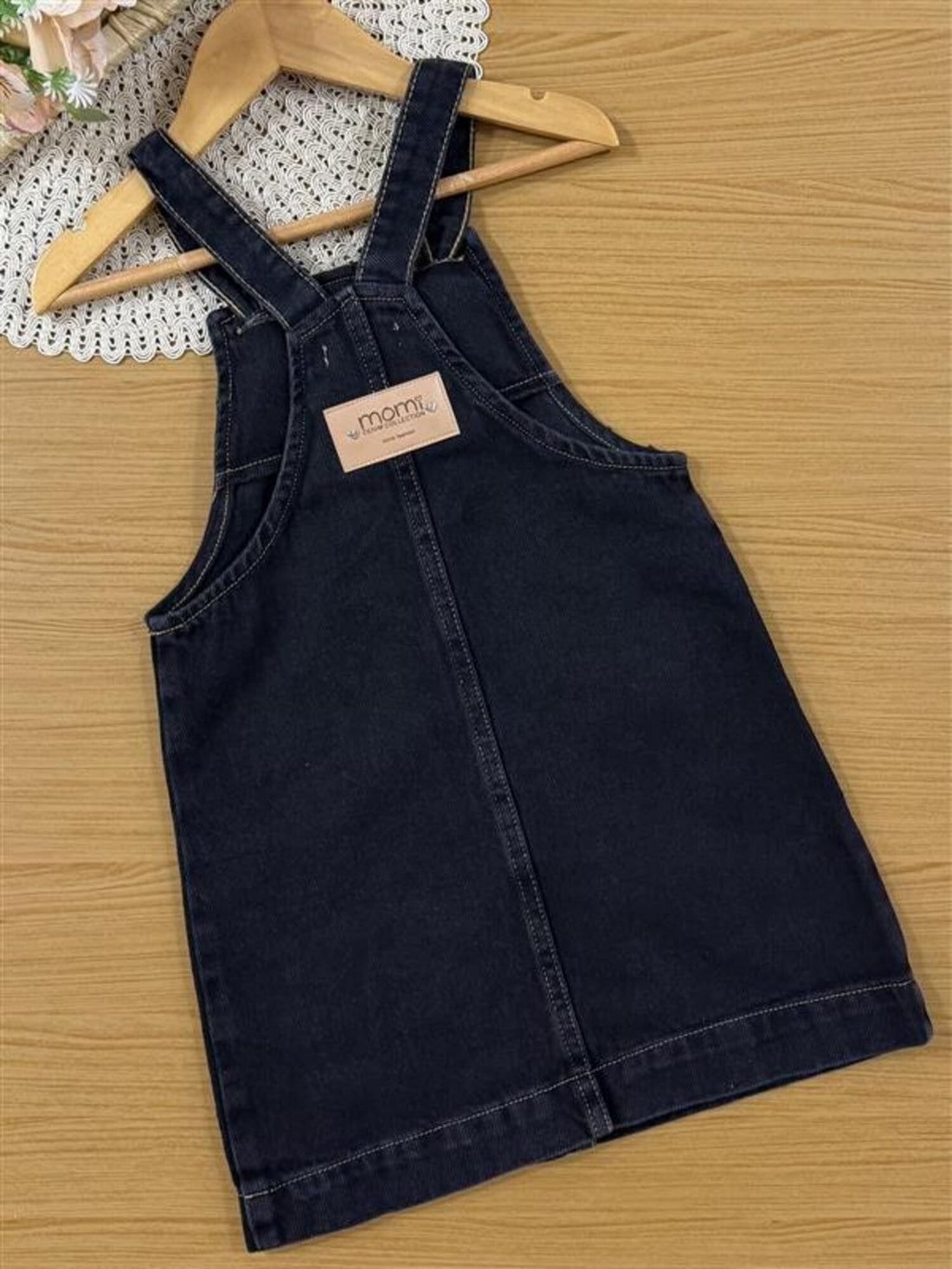 Salopete Infantil Momi Inverno Jeans Preto Hello Kitty Friends