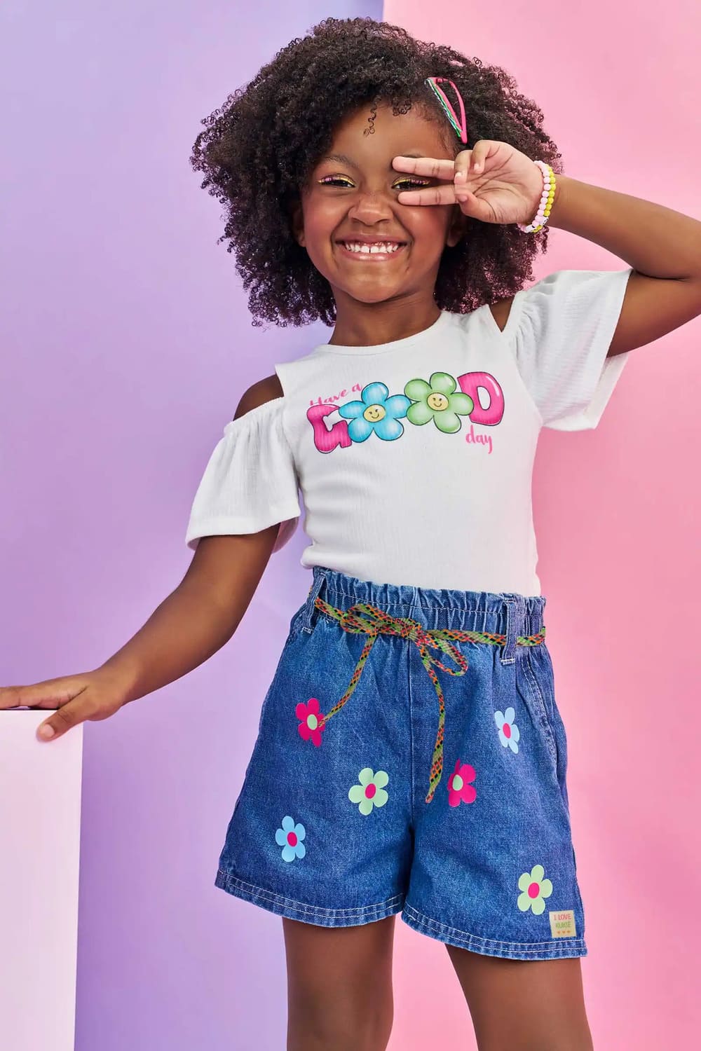 Conjunto Infantil Kukie Verão Shorts Jeans e Blusa Branca Florzinha