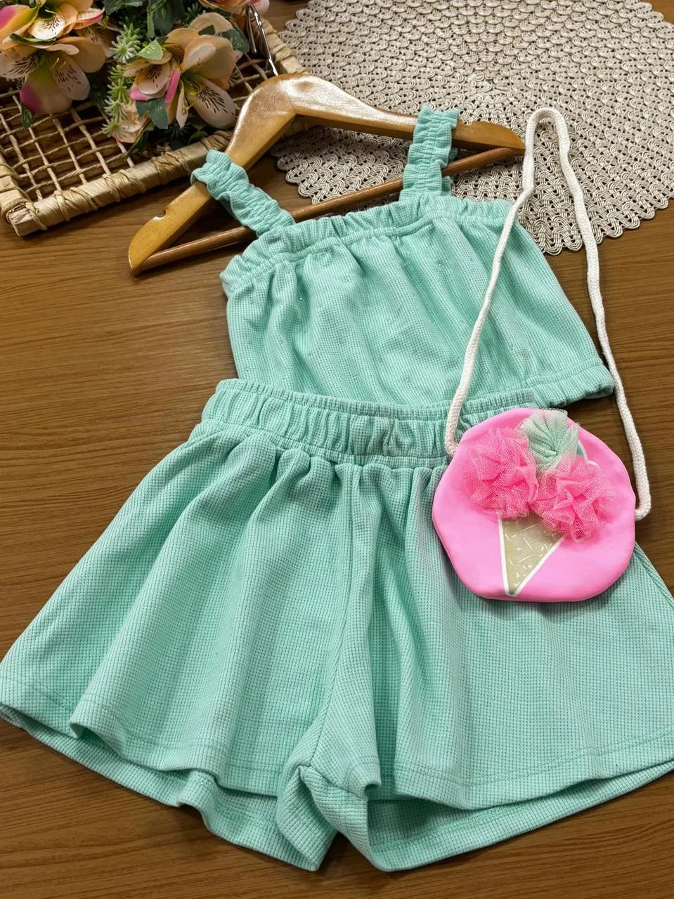 Conjunto Infantil Menina Cinti com Shorts e Blusa Verde Strass