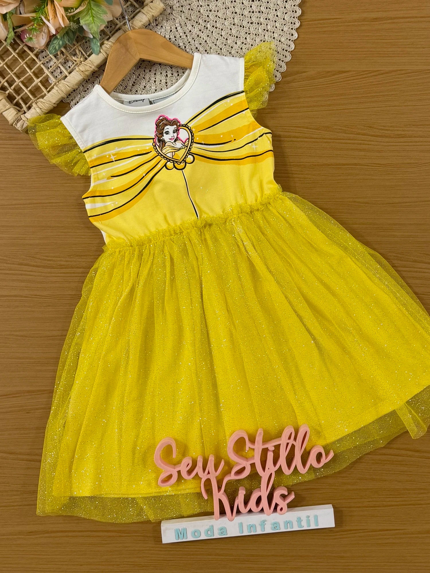 Vestido Infantil Bimbi Inverno com Tule e Brilho Amarelo Bella Disney