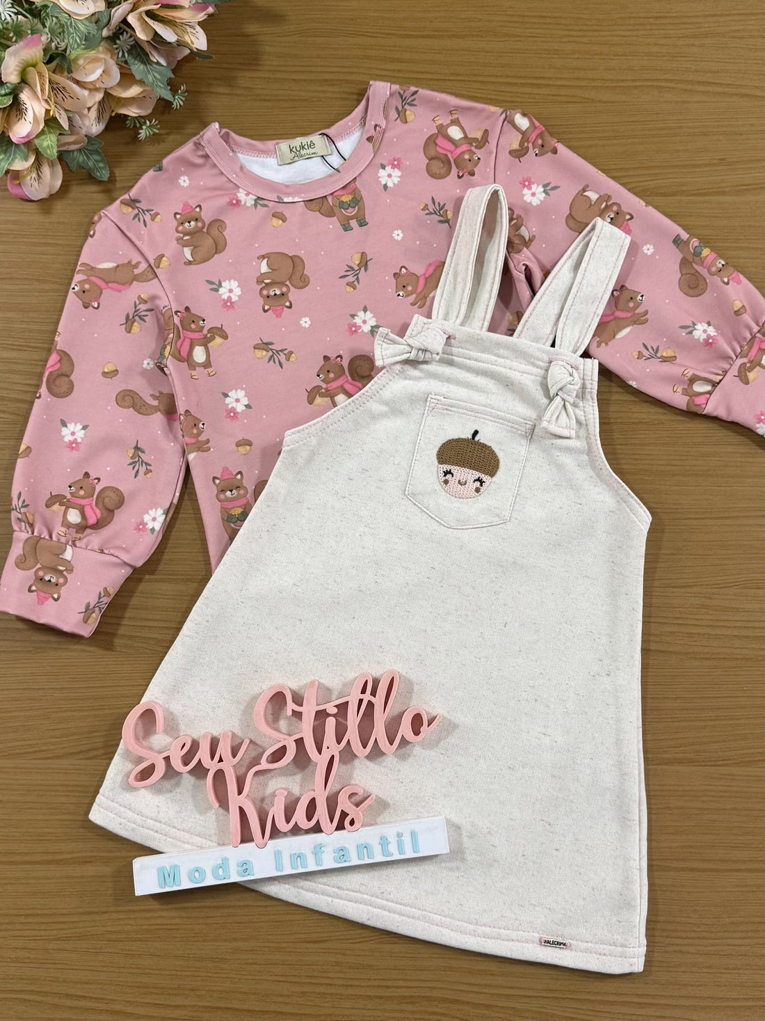 Salopete Infantil Kukiê Inverno com Blusa Térmica Rosa Esquilinho