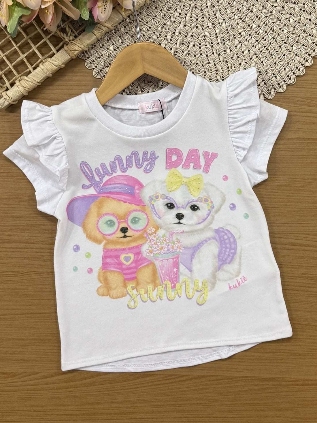 Conjunto Infantil Kukiê Verão com Shorts Lilás e Blusa Branca Cachorrinhas Funny Day