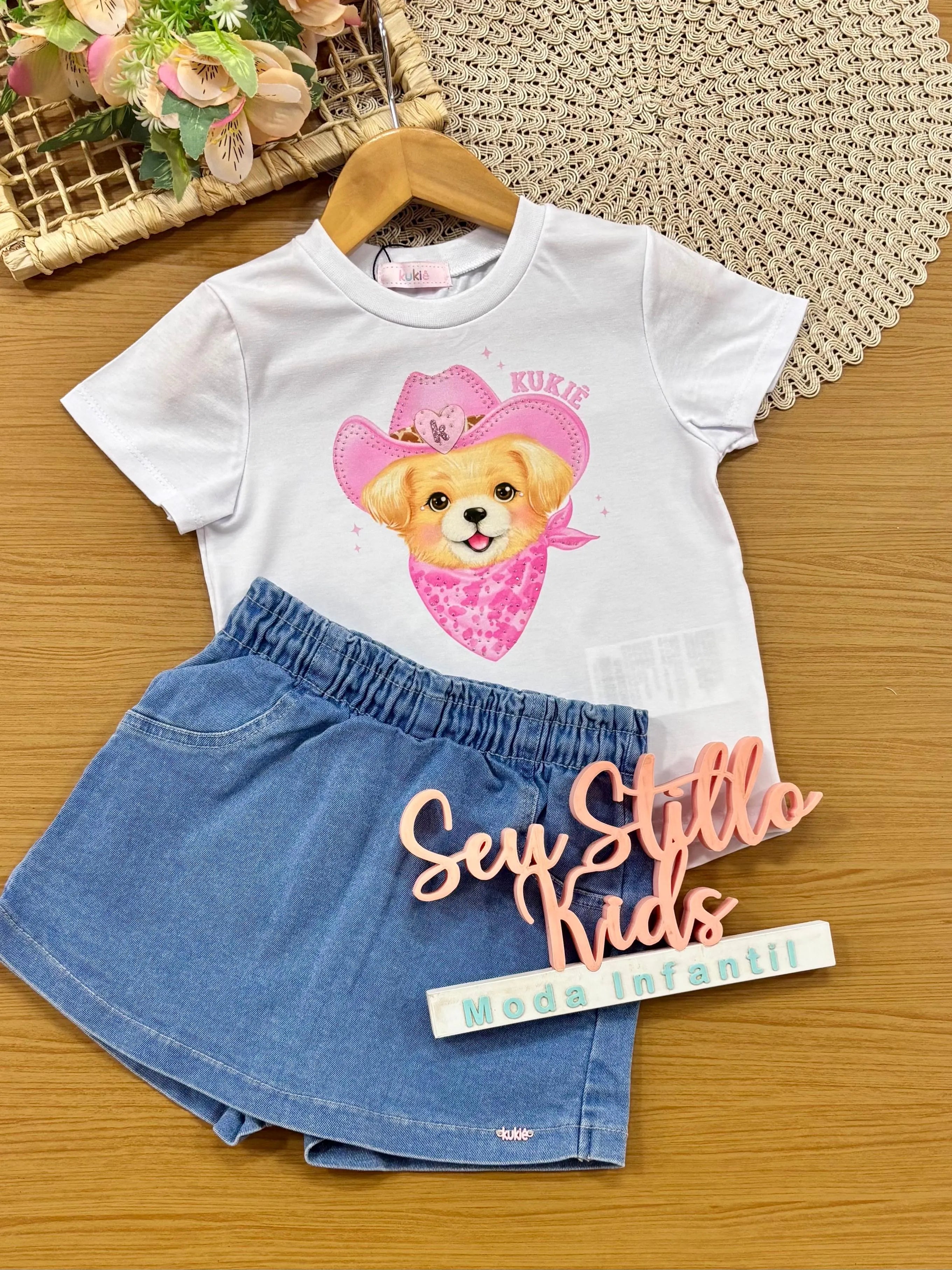 Conjunto Infantil Menina Kukiê com  Shorts Jeans e Blusa Cachorrinha Boiadeira