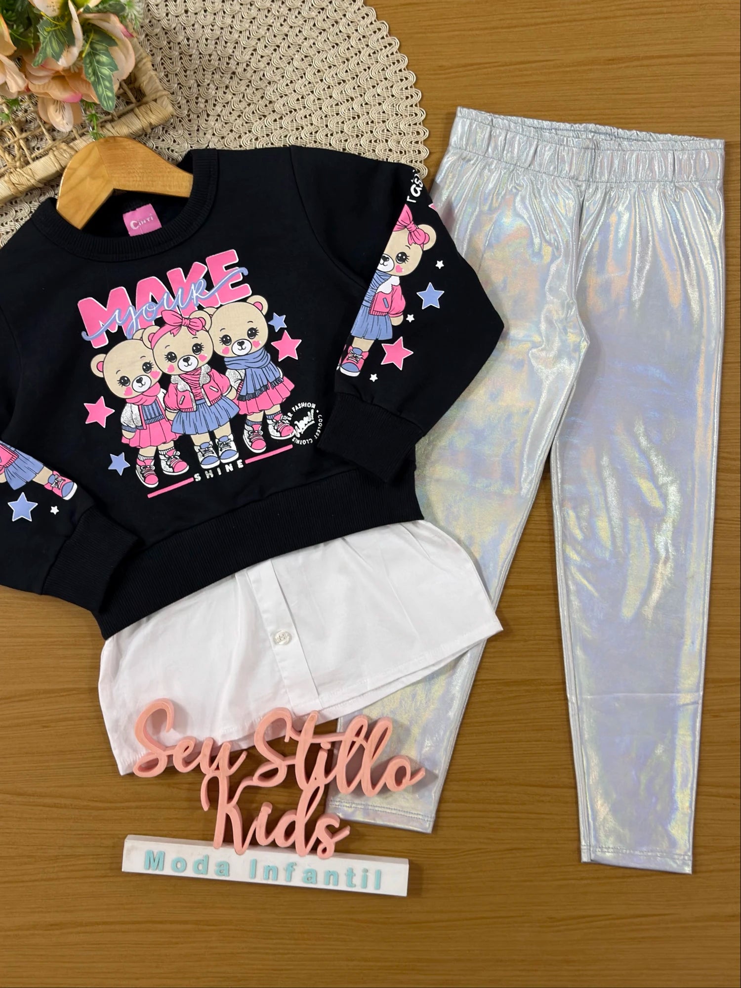 Conjunto Infantil Cinti Inverno com Calça Legging Holografica e Moletom Flanelado Ursinhas