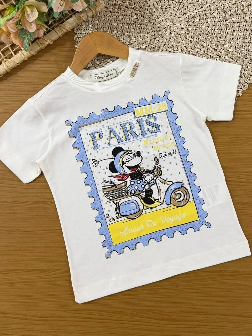 Conjunto Infantil Menina Animê com Shorts Ciclista Azul e Blusa Branca Minnie Paris Disney