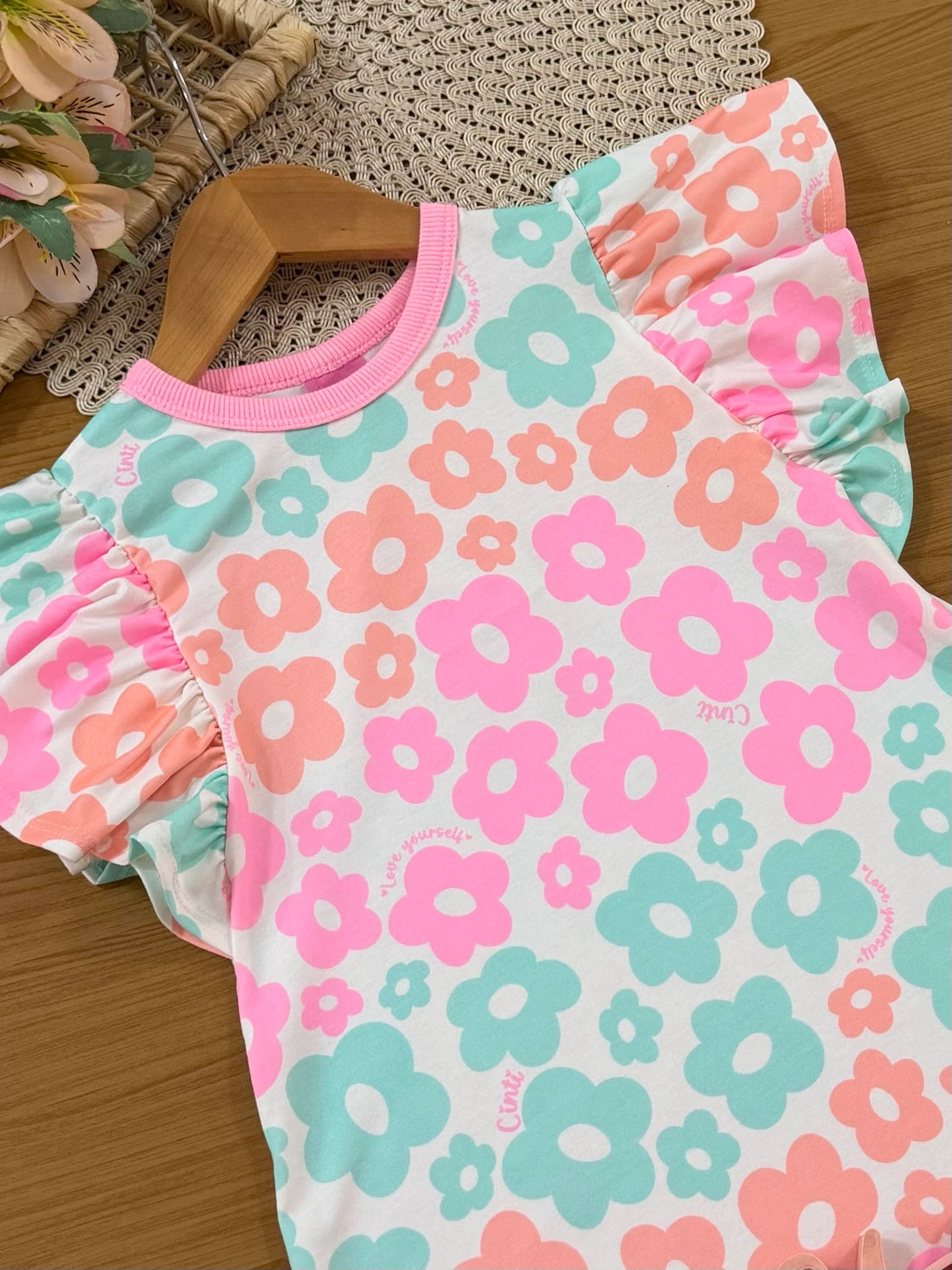 Vestido Infantil Cinti Verão Branco Florzinhas Coloridas