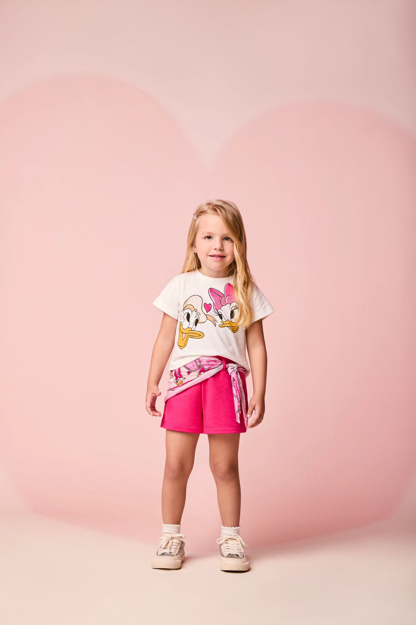 Conjunto Infantil Momi Inverni, Shorts com Lenço Rosa e Blusa Manga Curta Daisy e Donald Disney