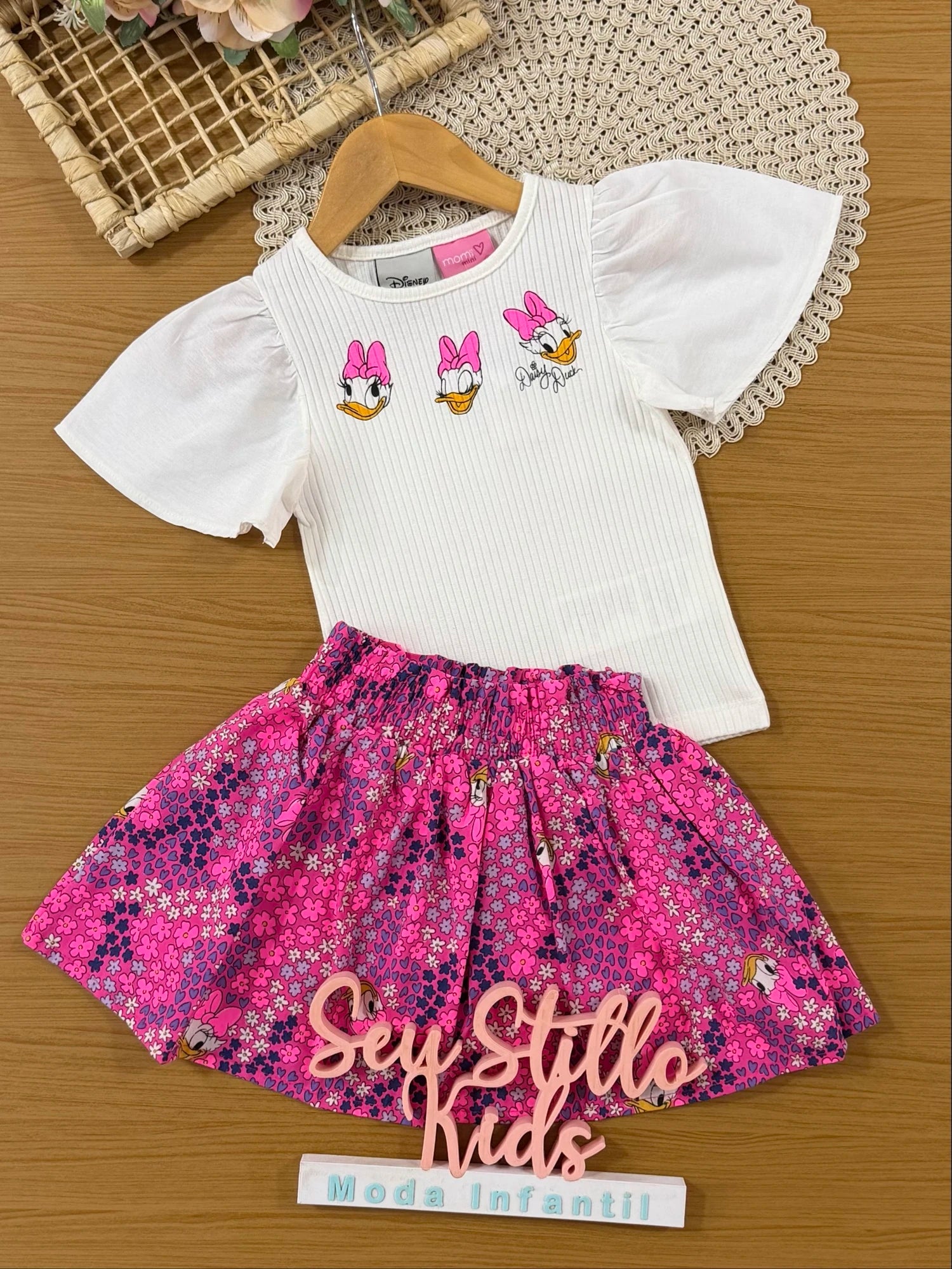 Conjunto Infantil Momi Inverno com Saia Rosa Floral e Blusa Manga Curta Margarida Disney